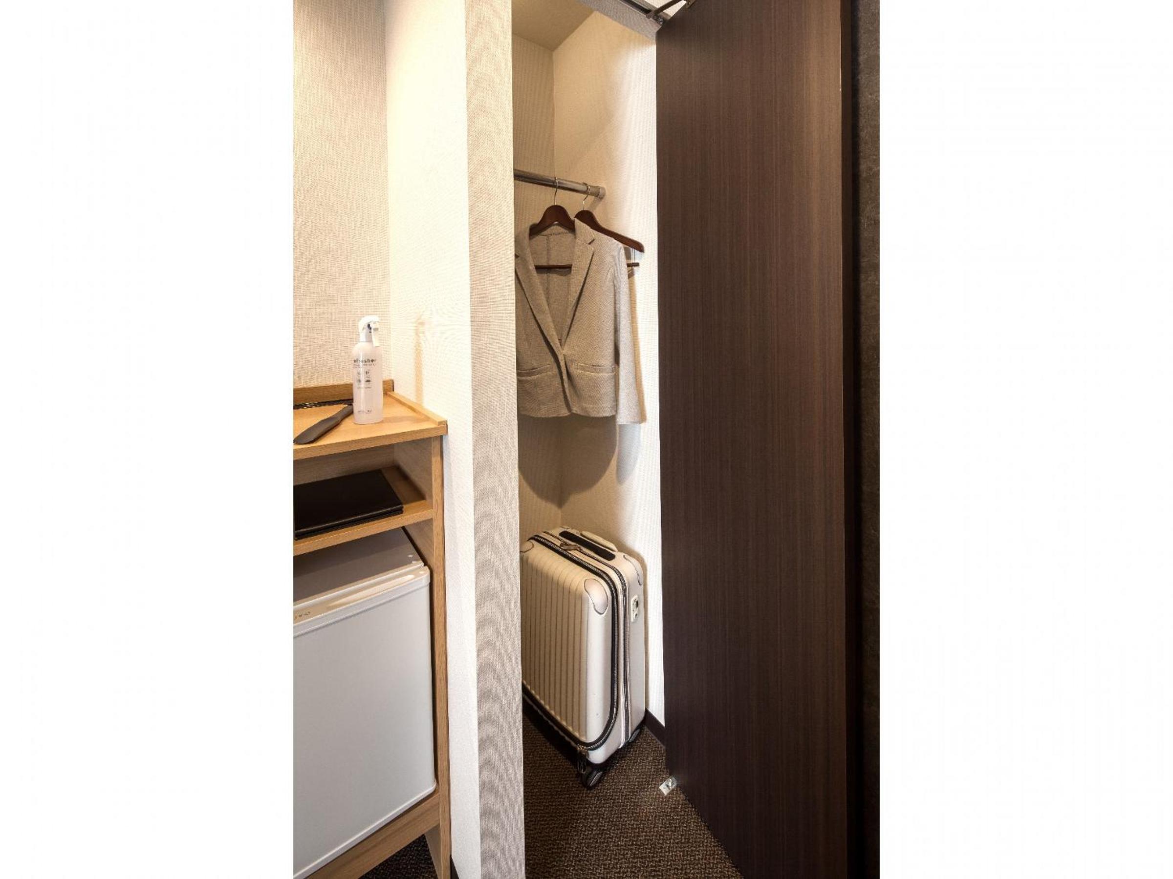 Double Room with Small Double Bed- Non-Smoking photo 3