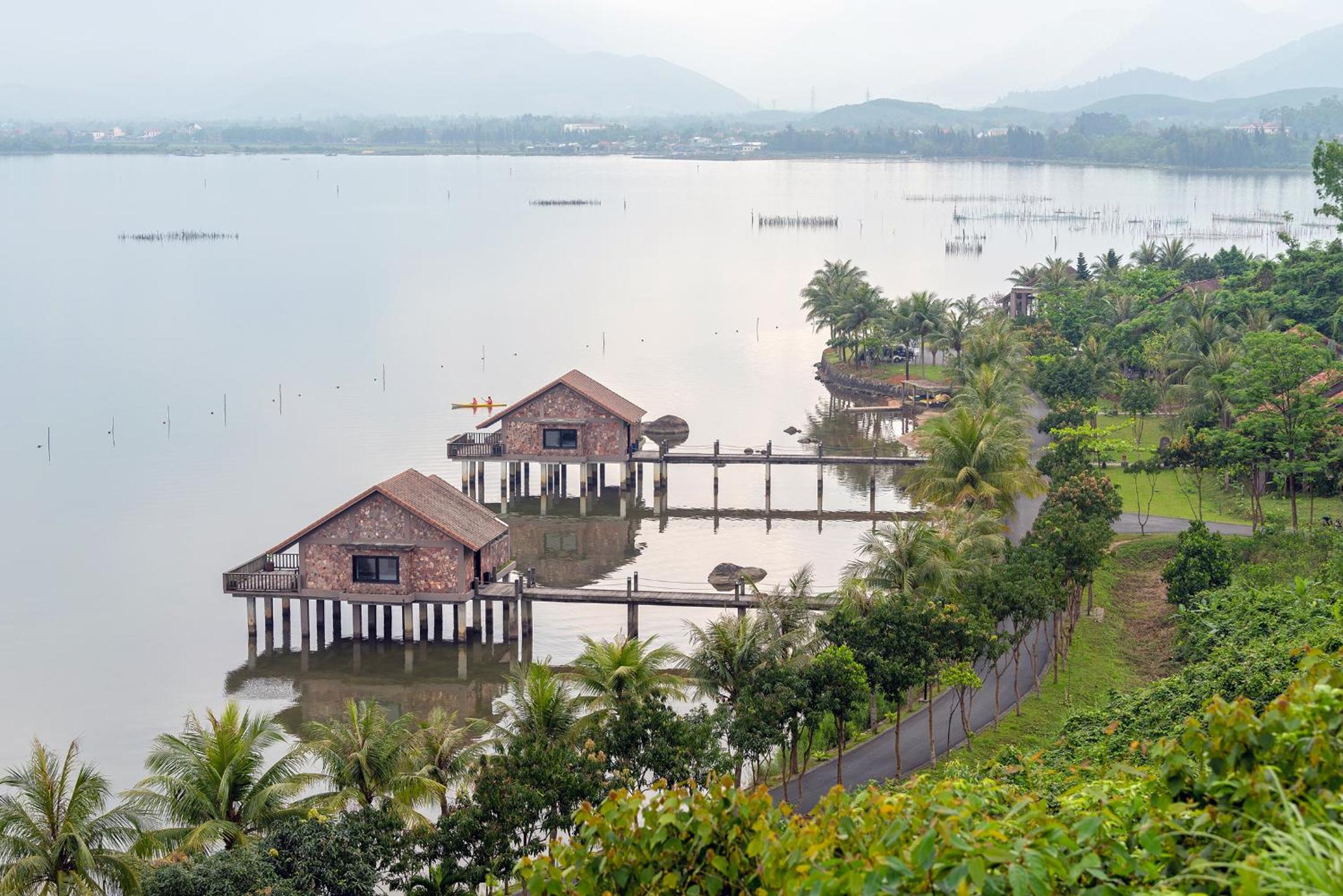 Water Villa with Free Benefit & Spa - Photo 5