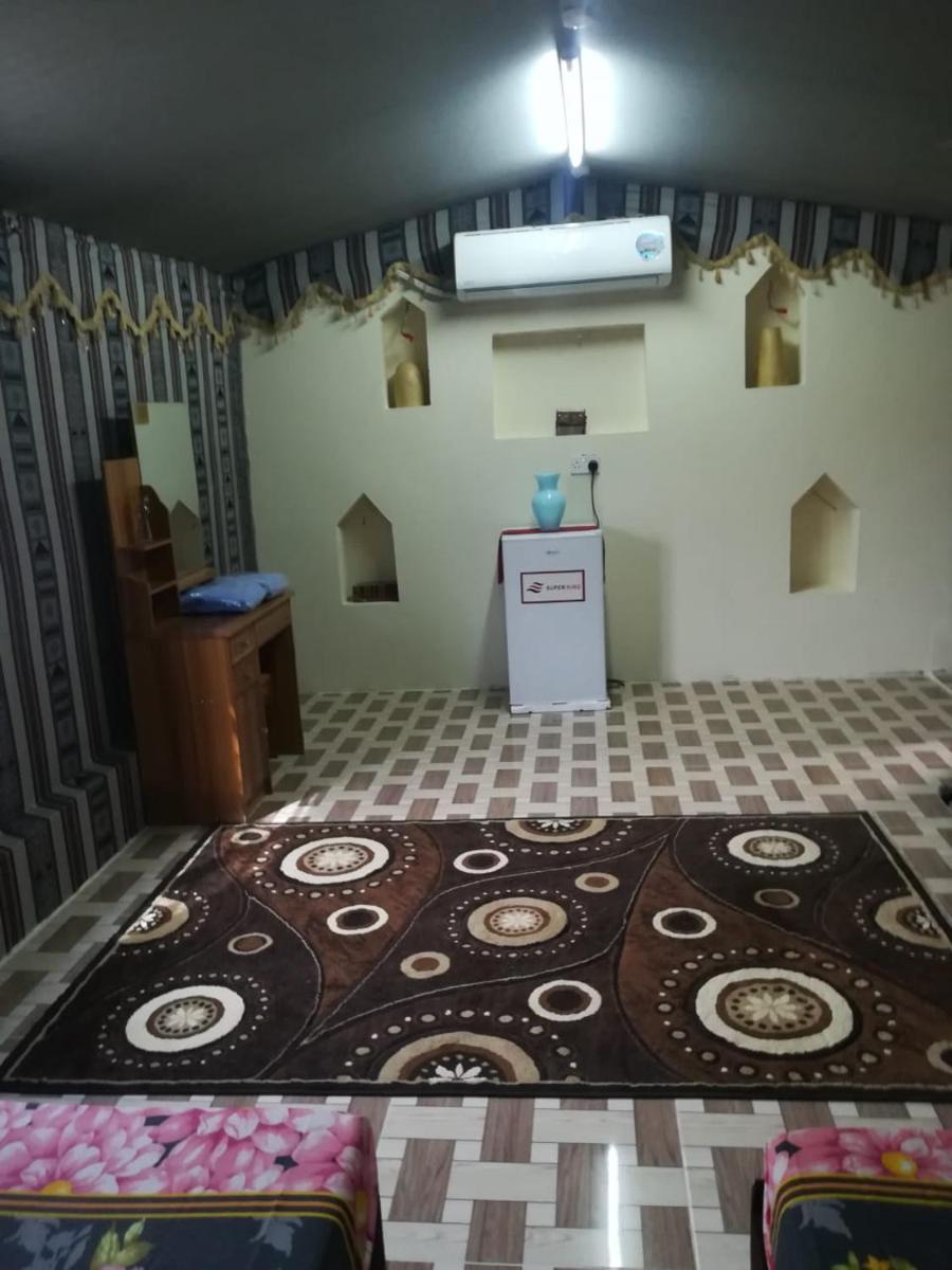 Single Room with Private Bathroom photo 1