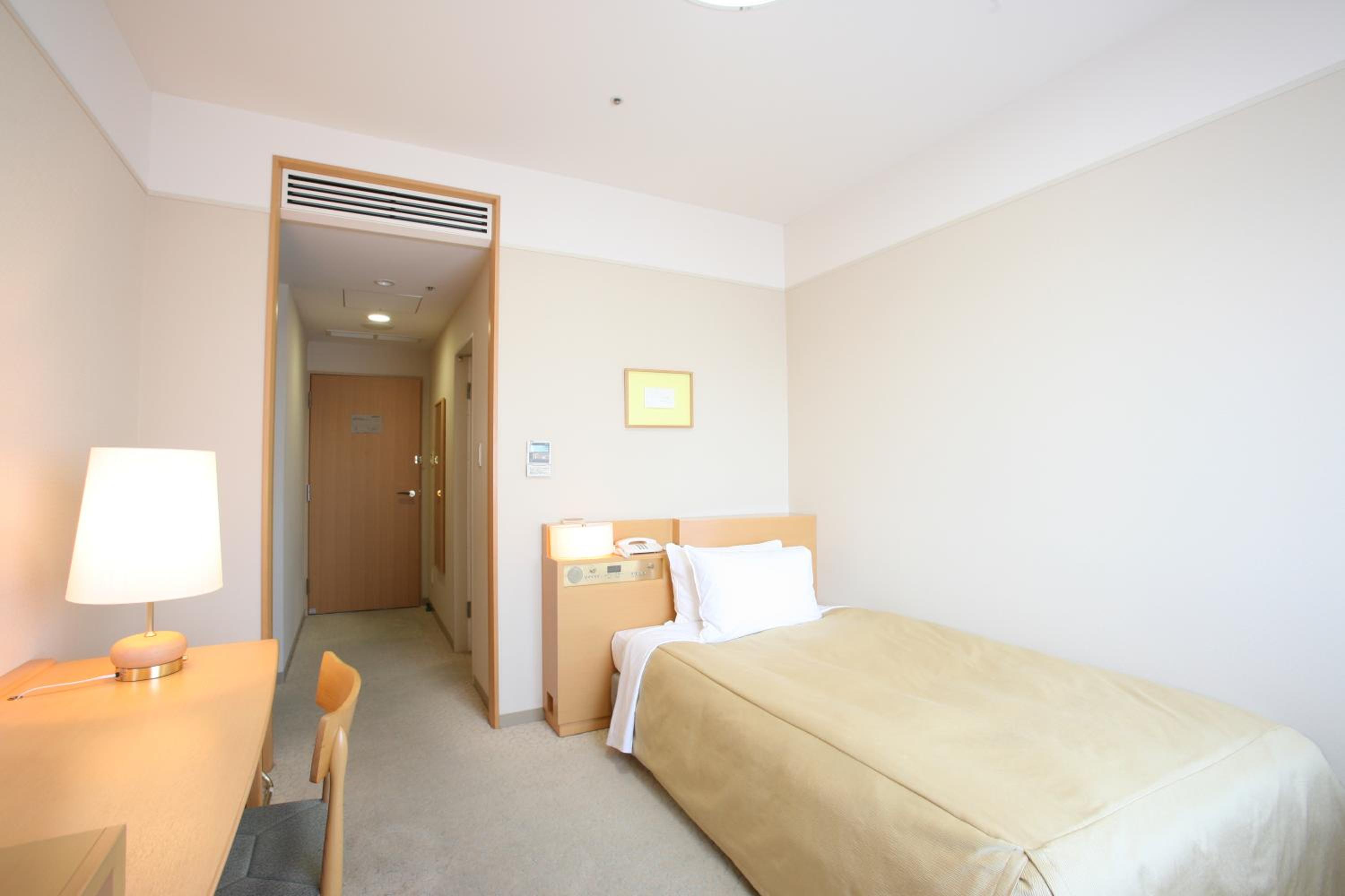 Single Room - Non-Smoking photo 2