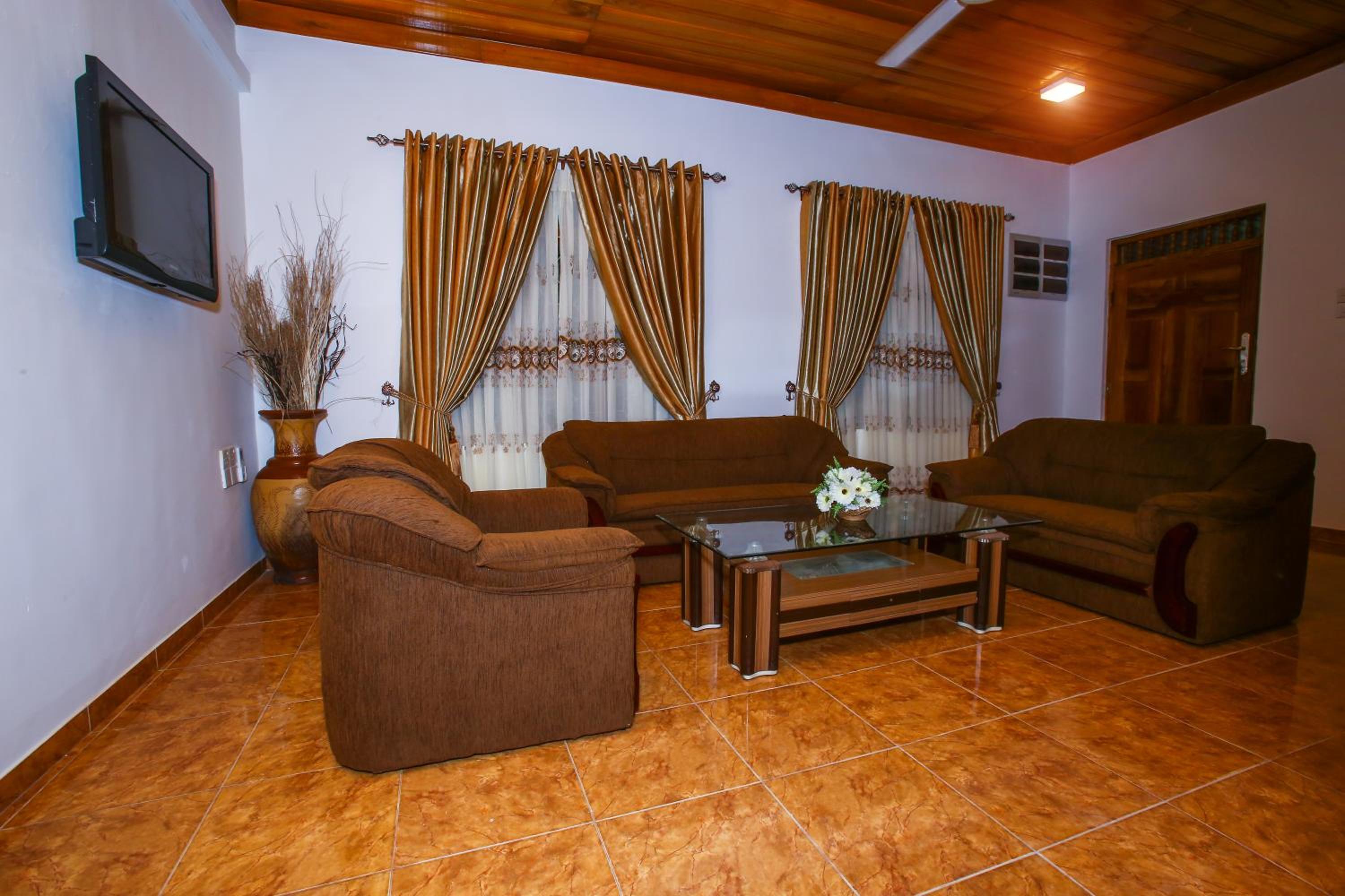 Villa con vistas al jardín