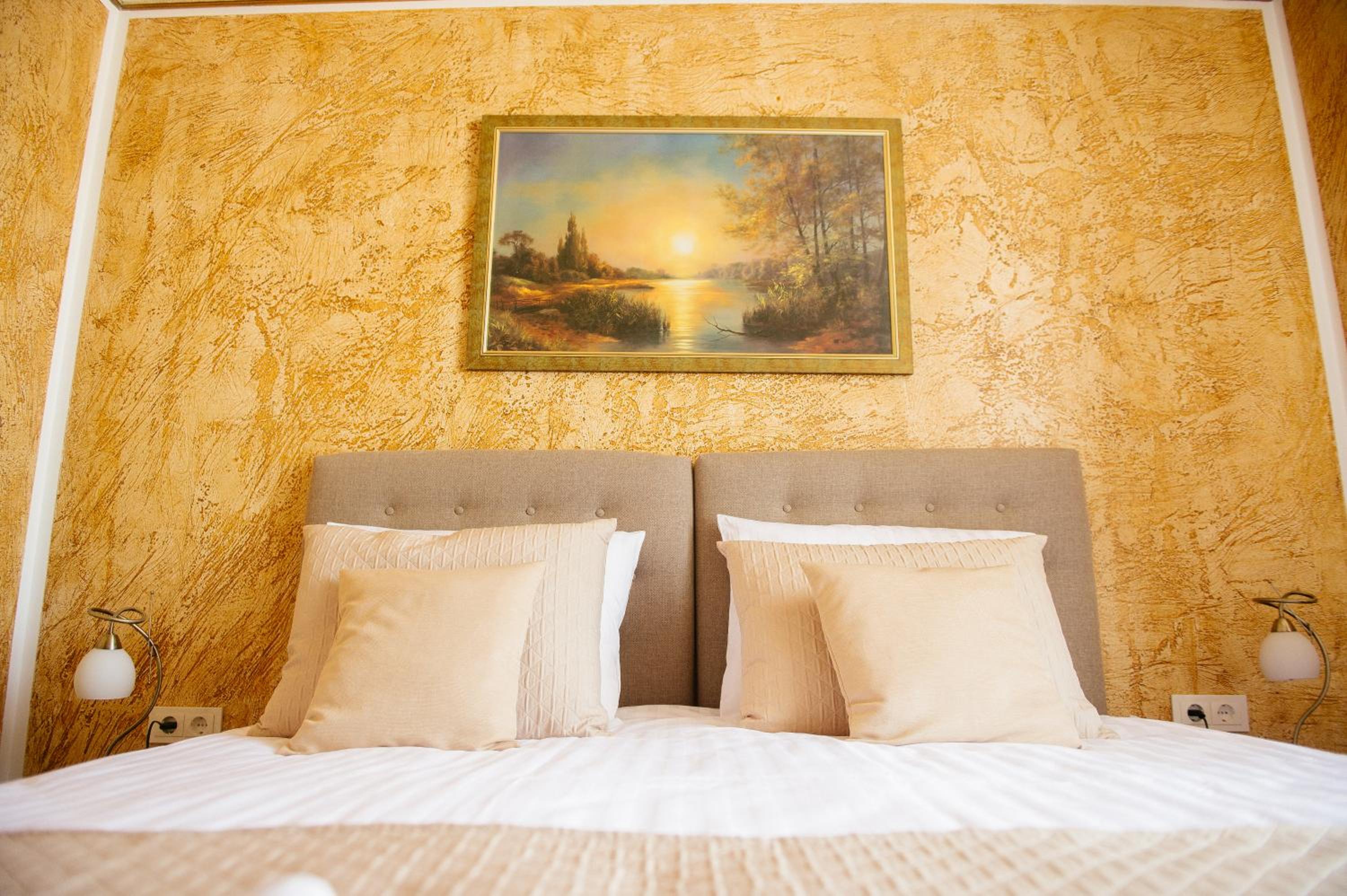 Double or Twin Room with Spa Access photo 2
