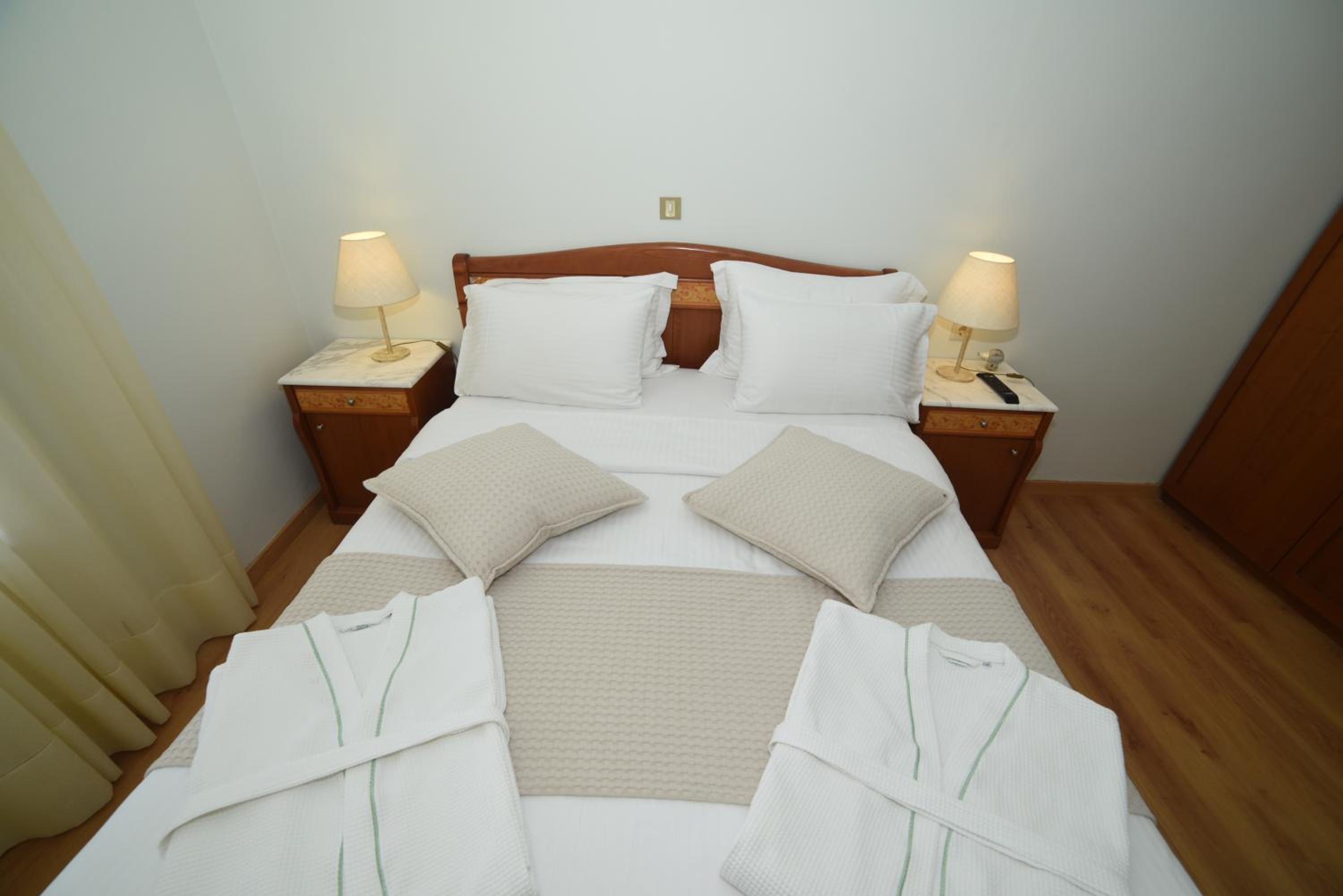 Suite - Photo 7