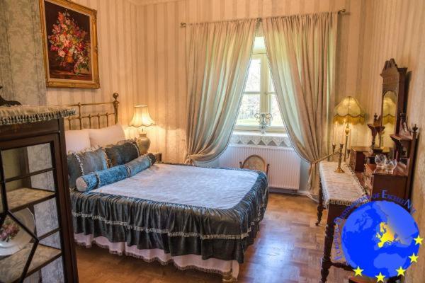 Deluxe Double Room with Shower photo 1