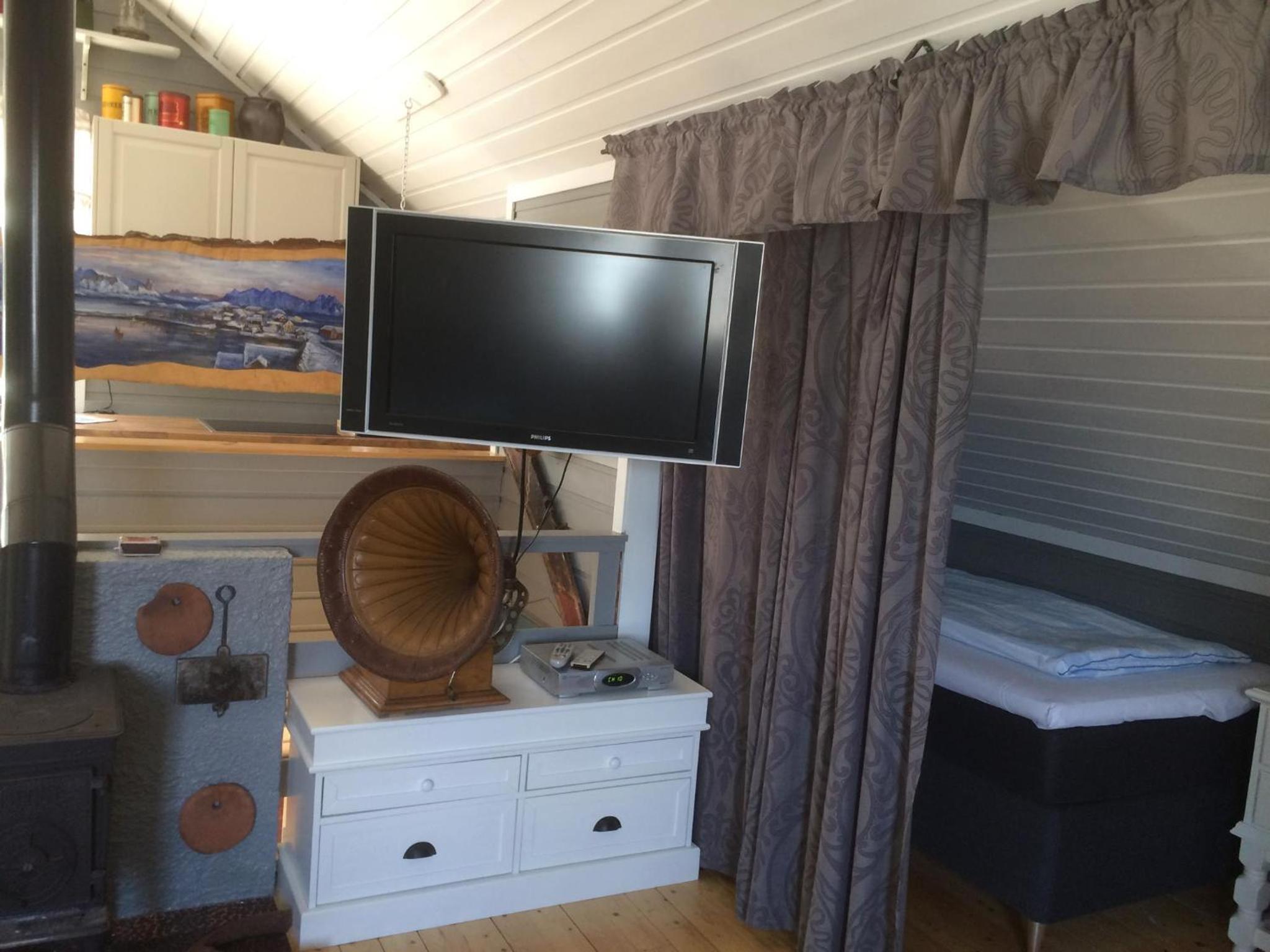 Apartment photo 2