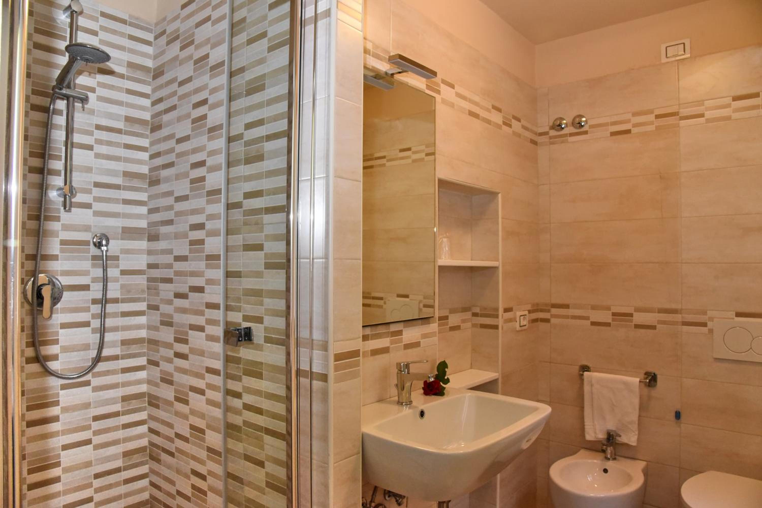 Comfort Triple Room - Photo 3