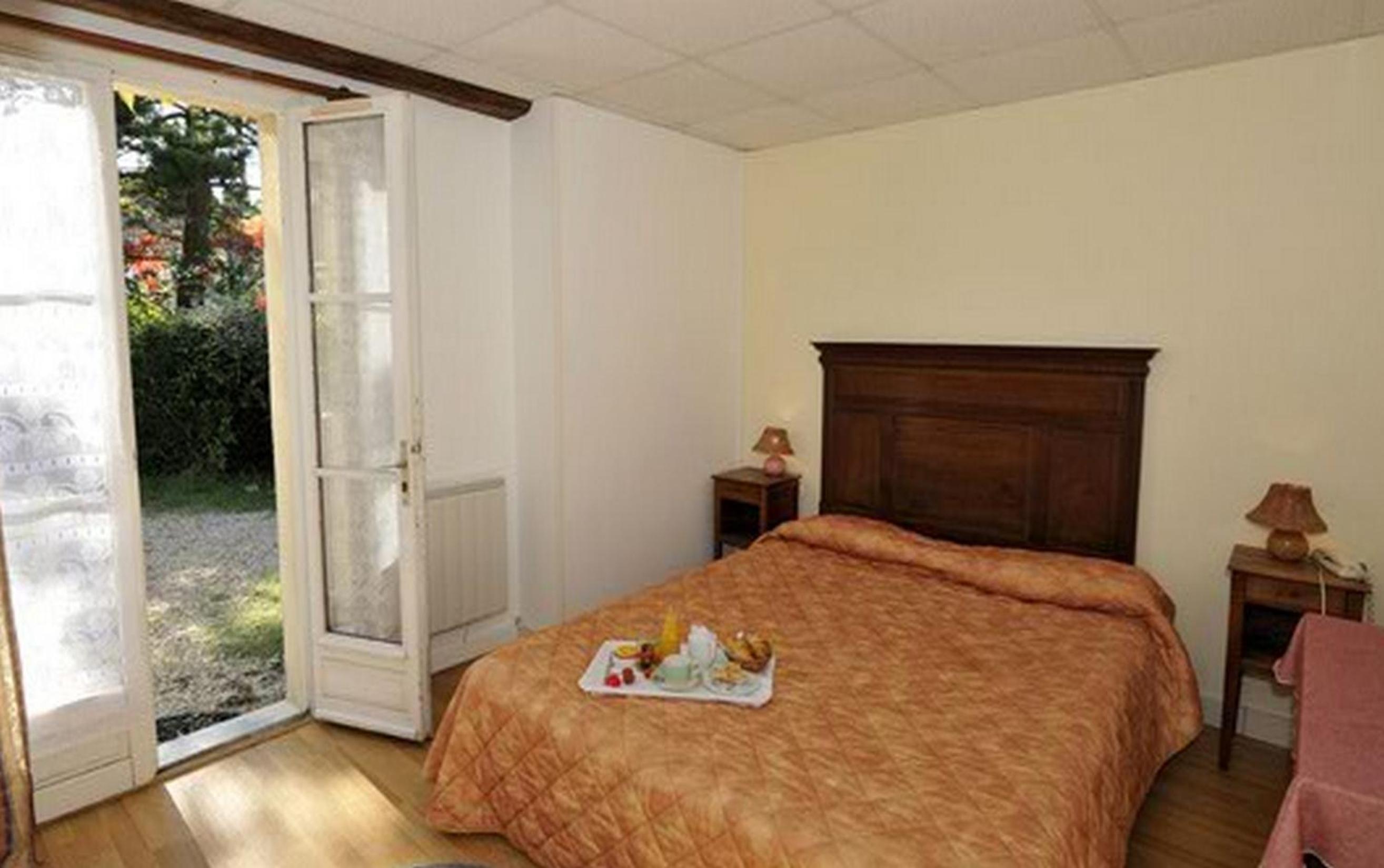 Superior Double or Twin Room - Photo 9