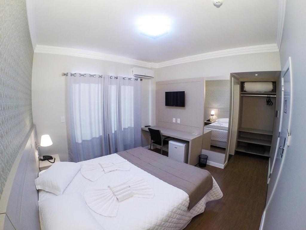 Queen Room with Balcony