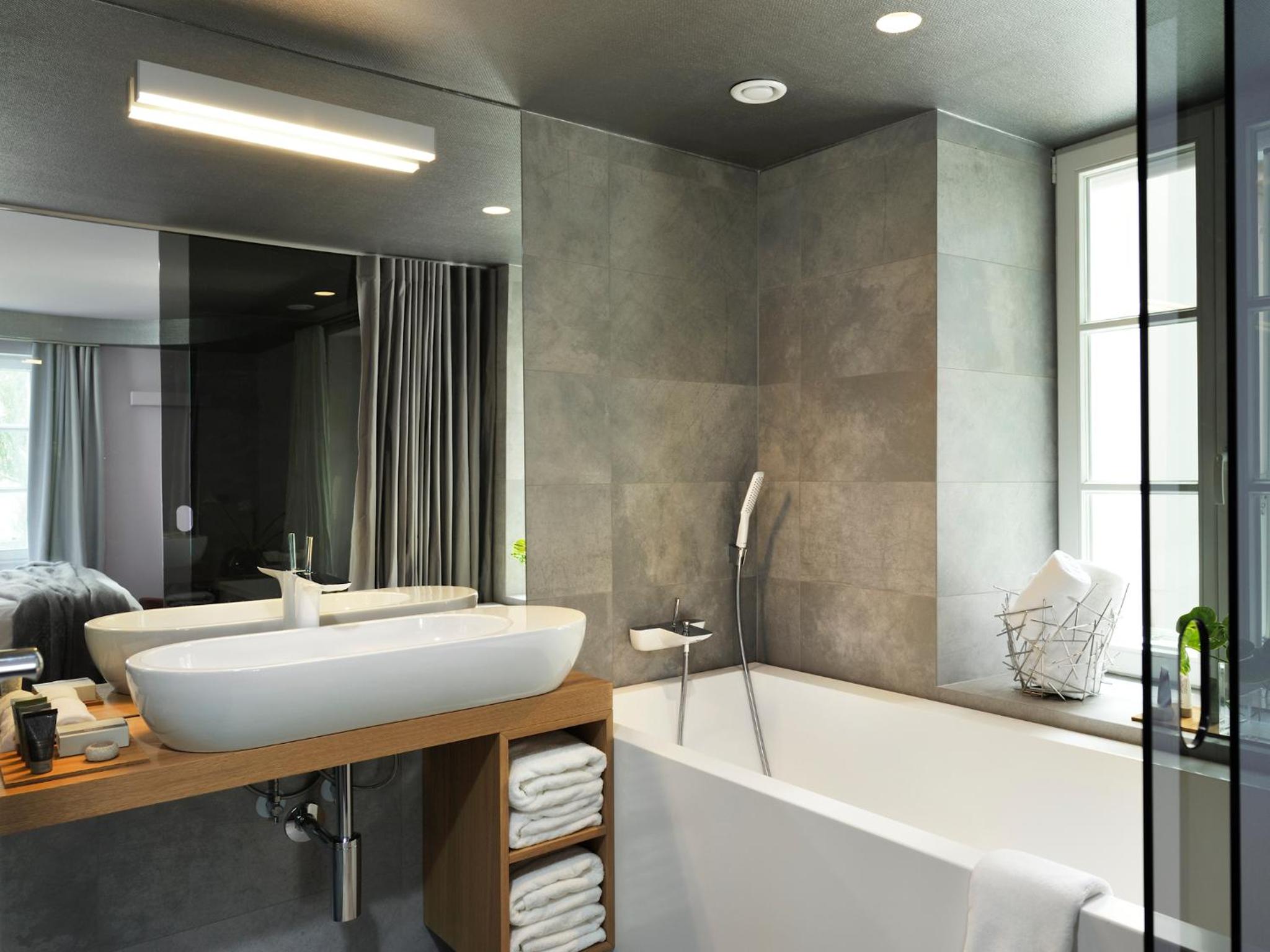 Junior Suite with River View - Photo 3