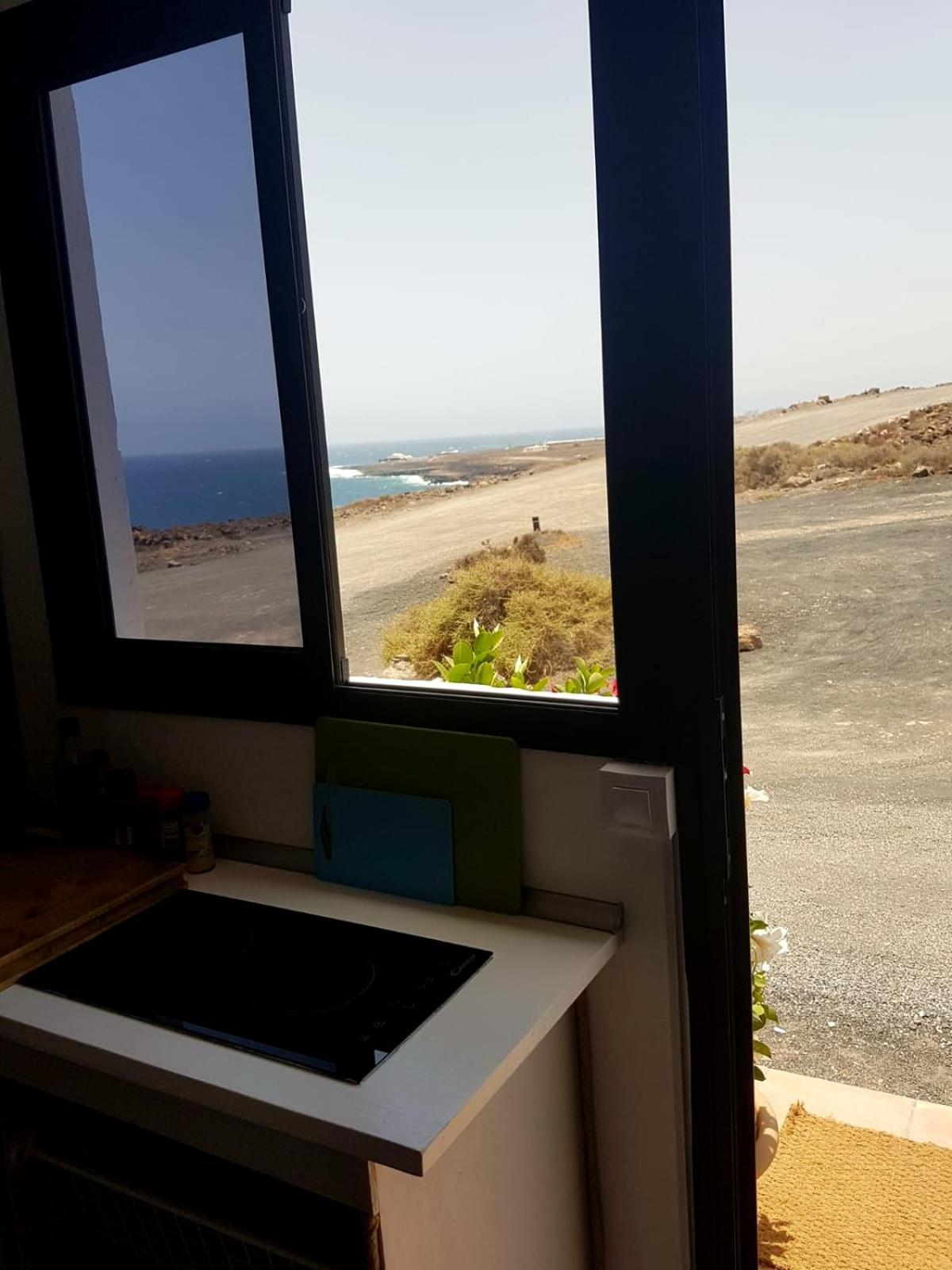 Apartment with Sea View photo 3