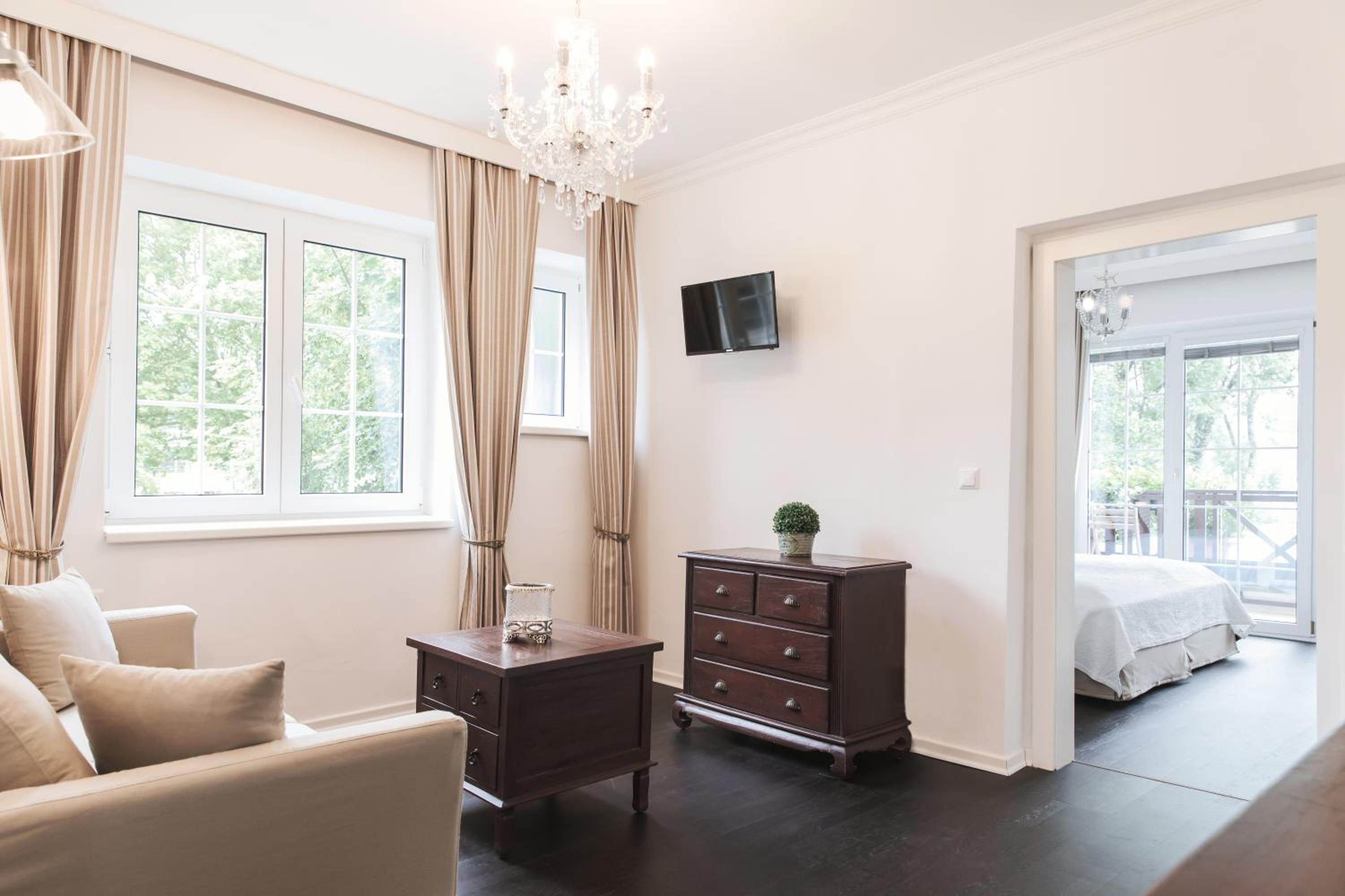 Junior Suite Balcony and Lake View photo 2