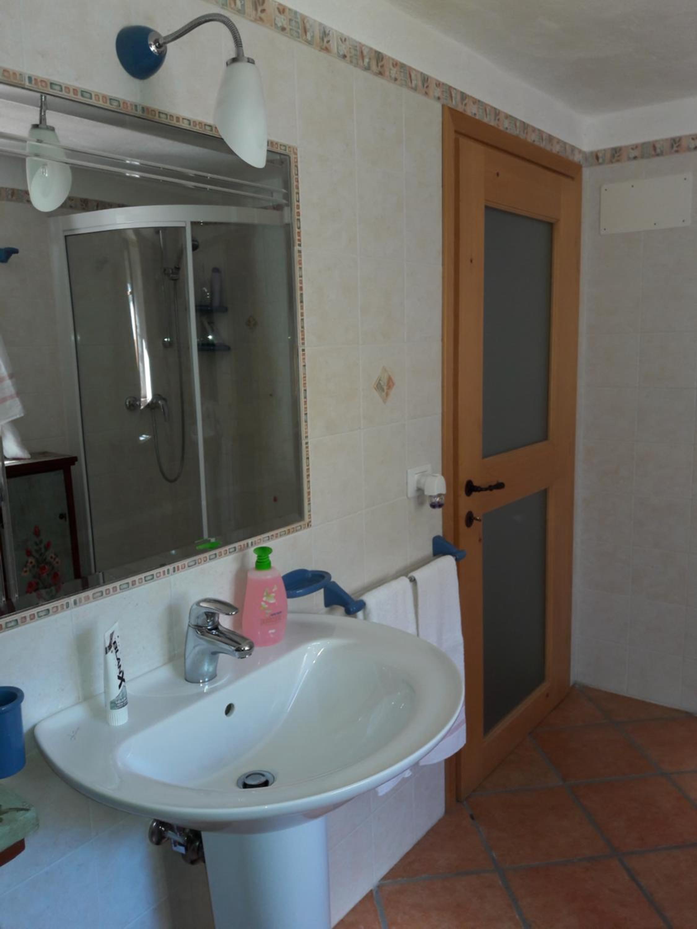 Double Room with Mountain View - Photo 2