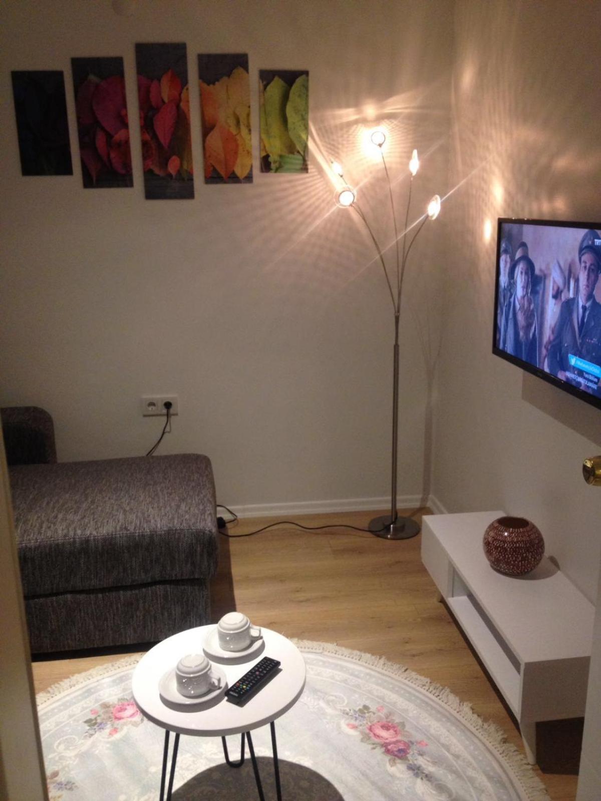 King Suite with Balcony photo 3