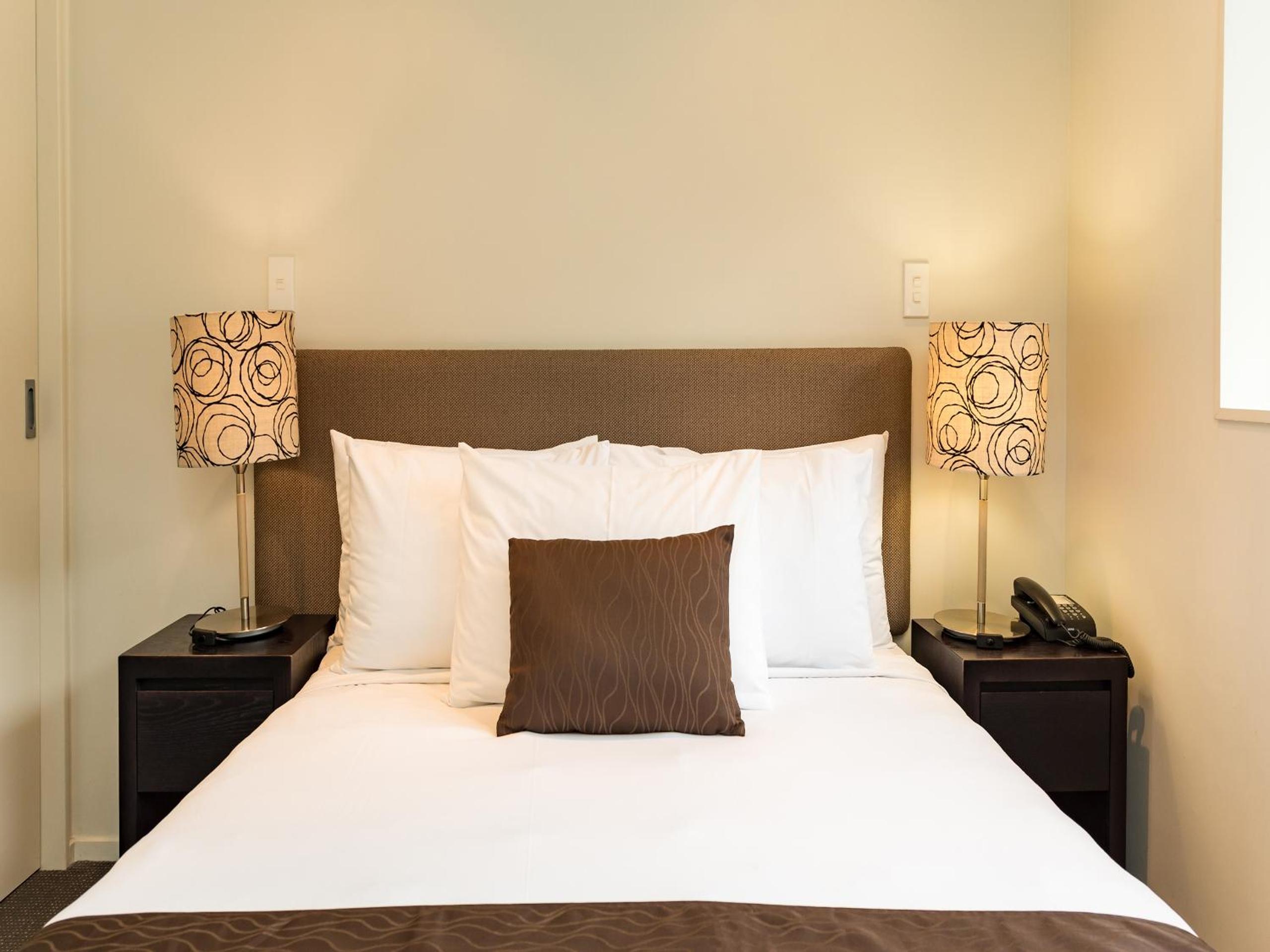 Deluxe One-Bedroom Apartment Non Seaviews