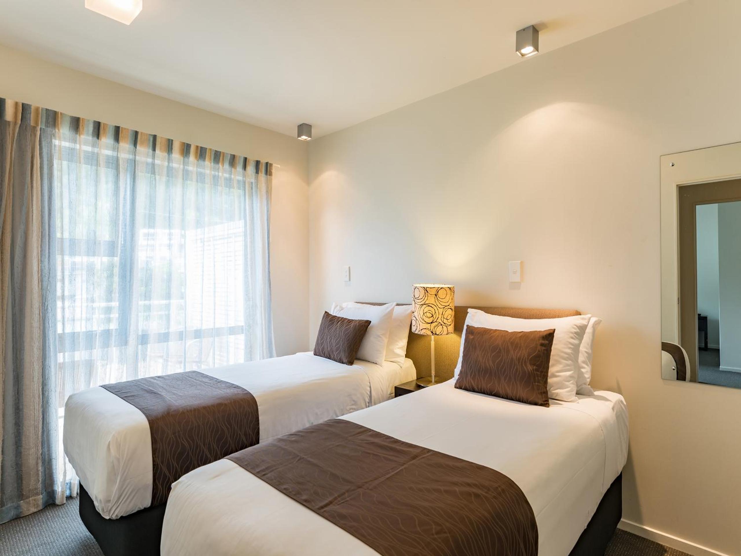 Deluxe Two-Bedroom Apartment with Non Seaviews