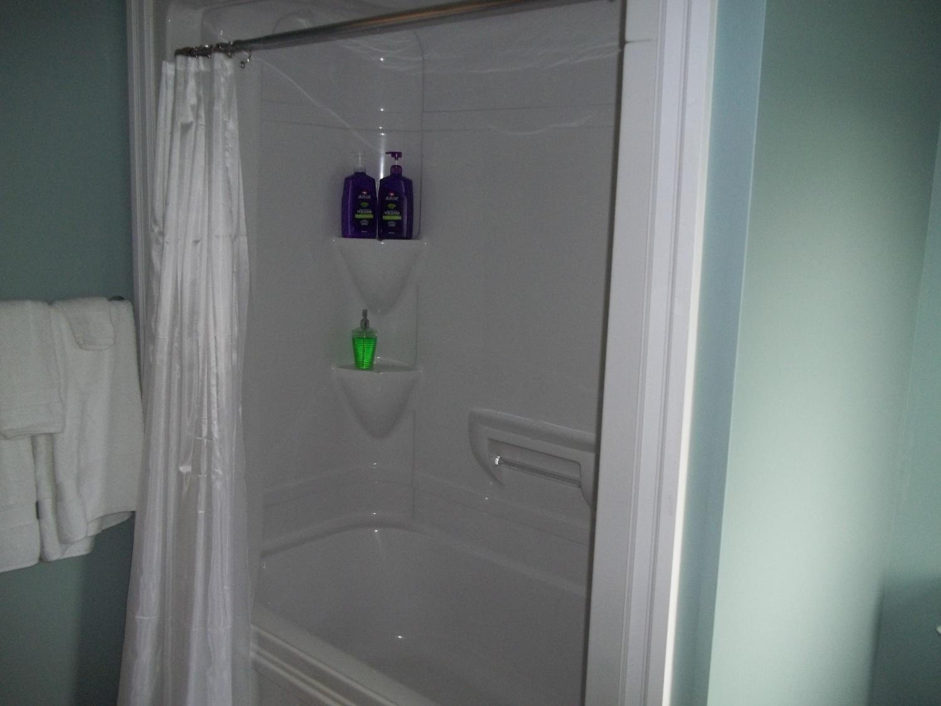 Deluxe Queen Room photo 3