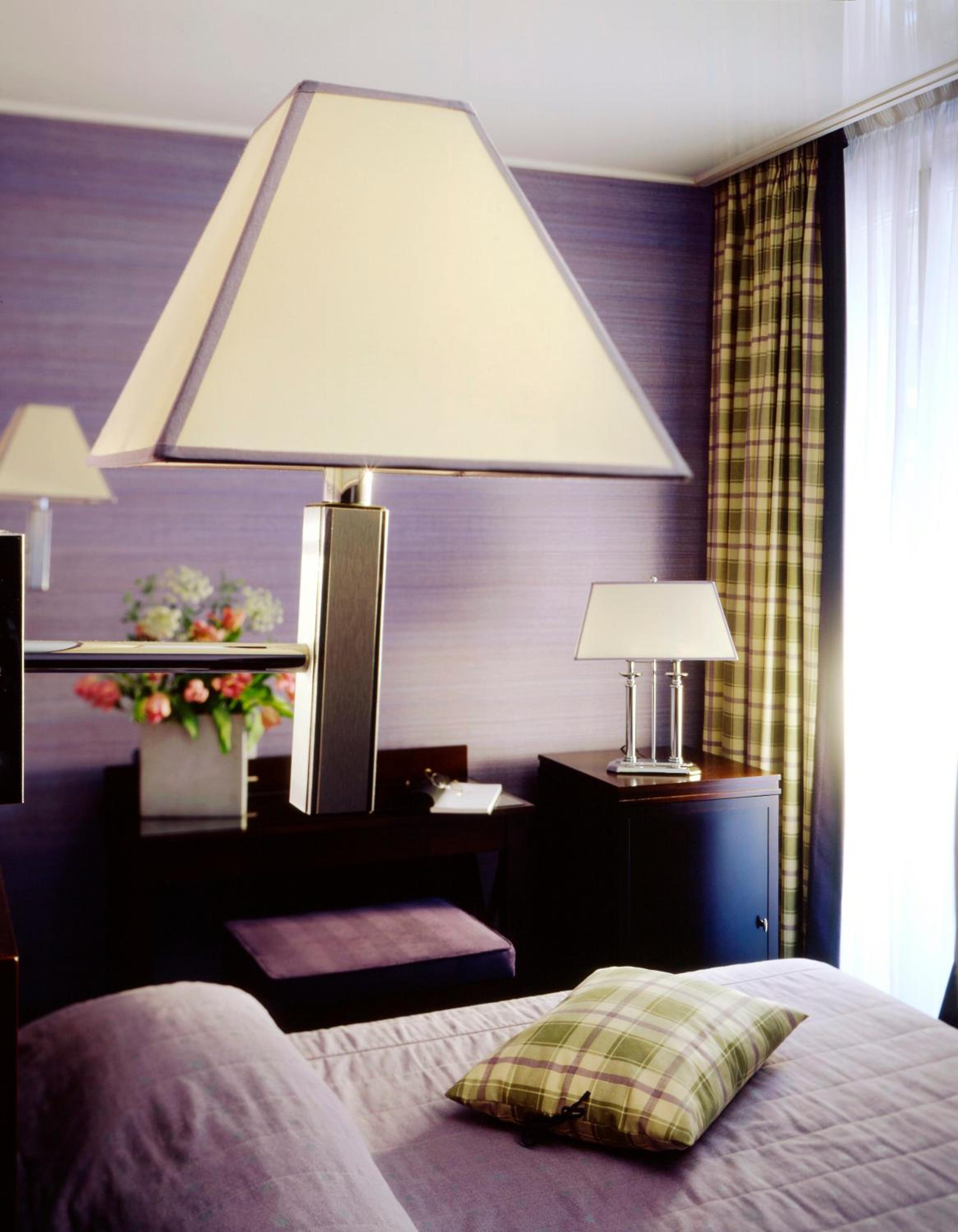 Triple Room With 3 Single Bed