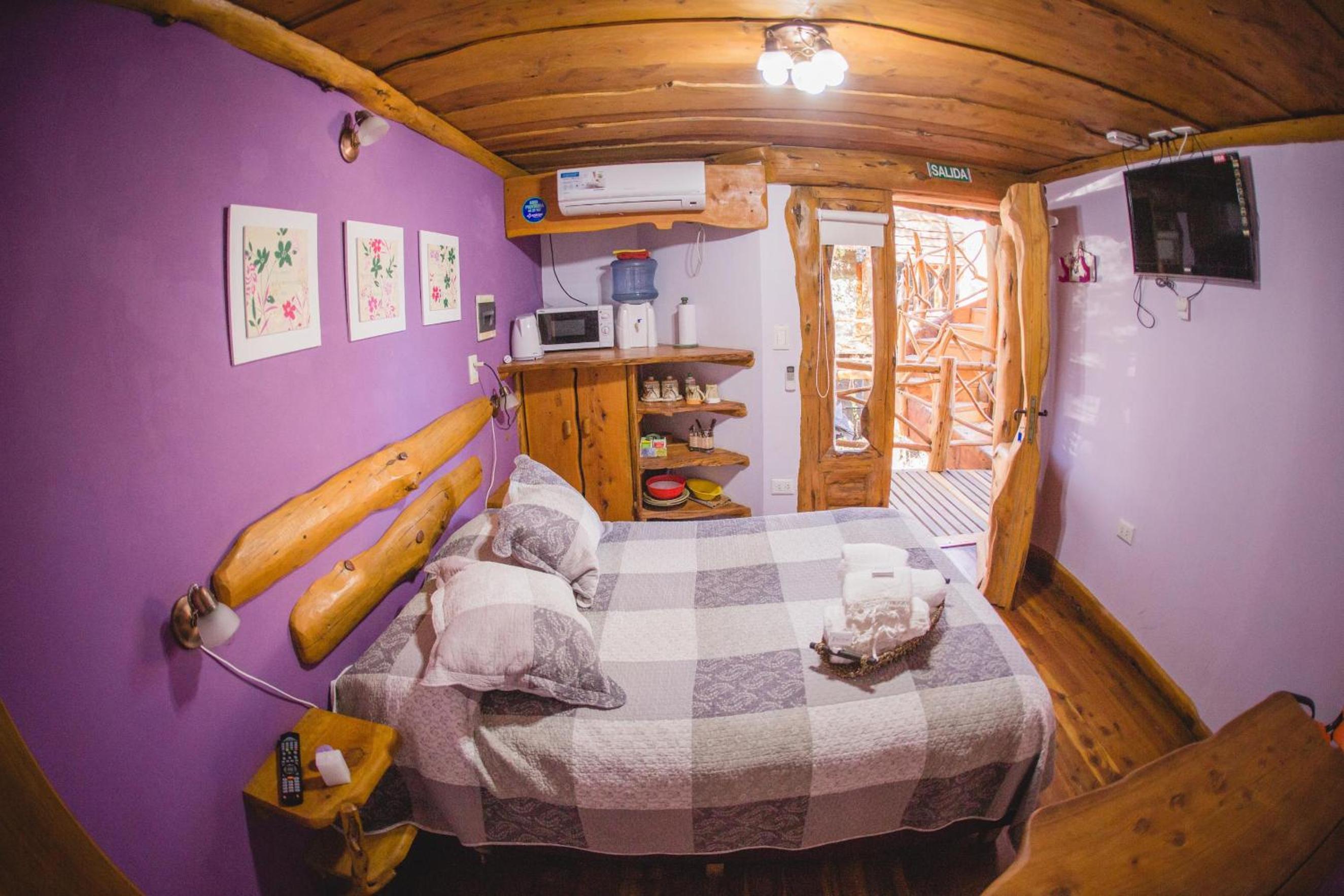 Classic Double Room with Bath photo 1