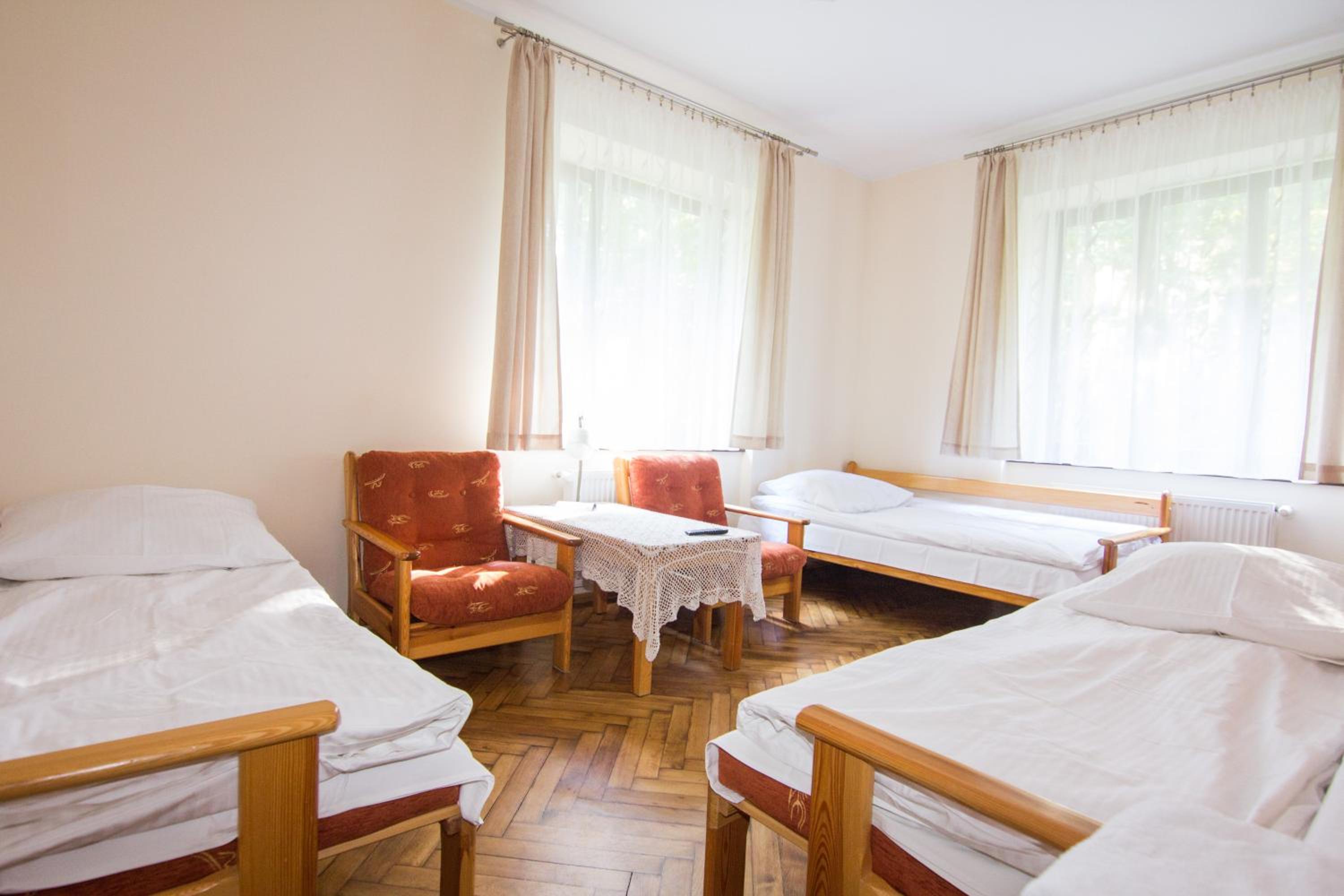 Triple Room - Photo 2