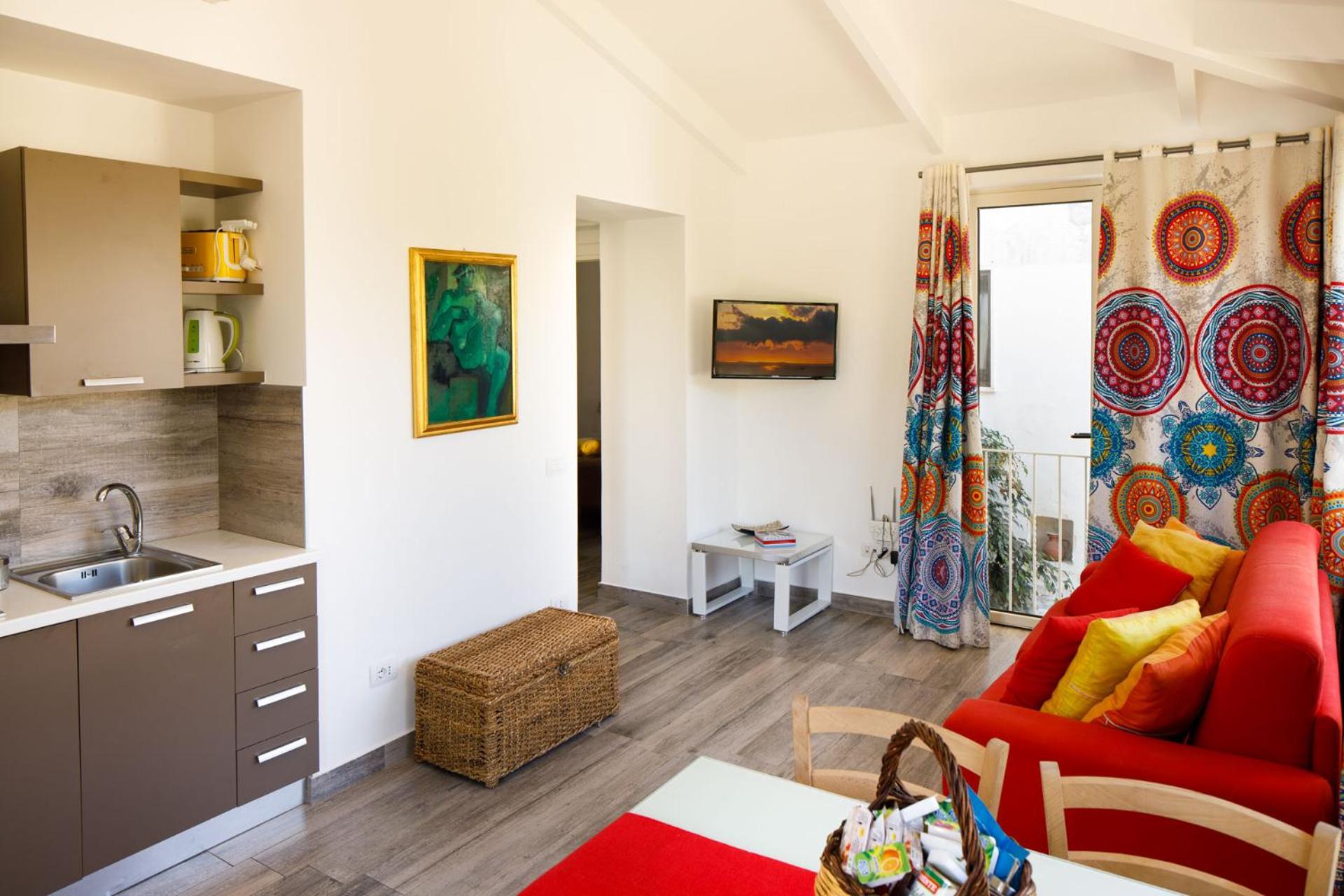 One-Bedroom Apartment with Garden View