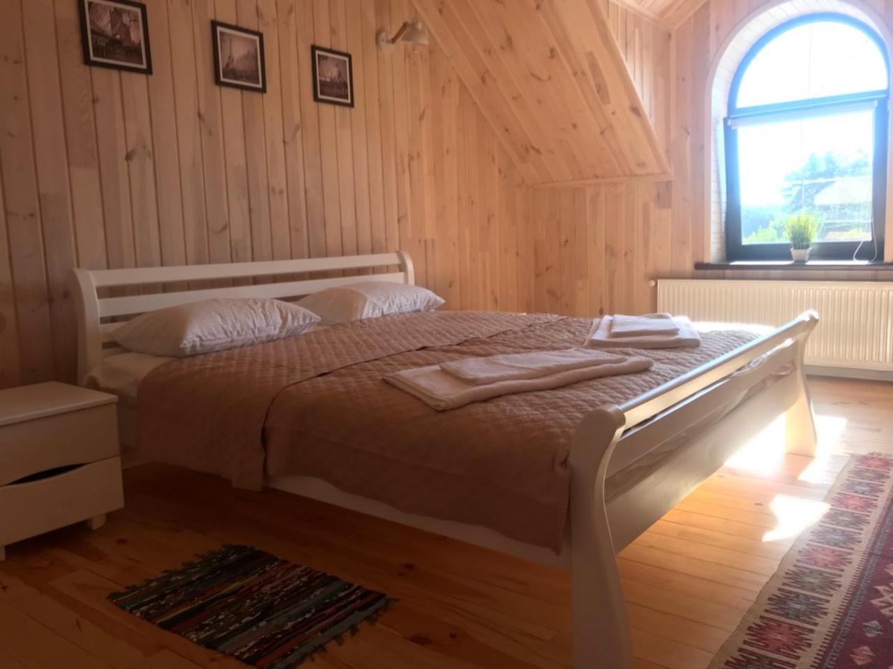 One-Bedroom House photo 1