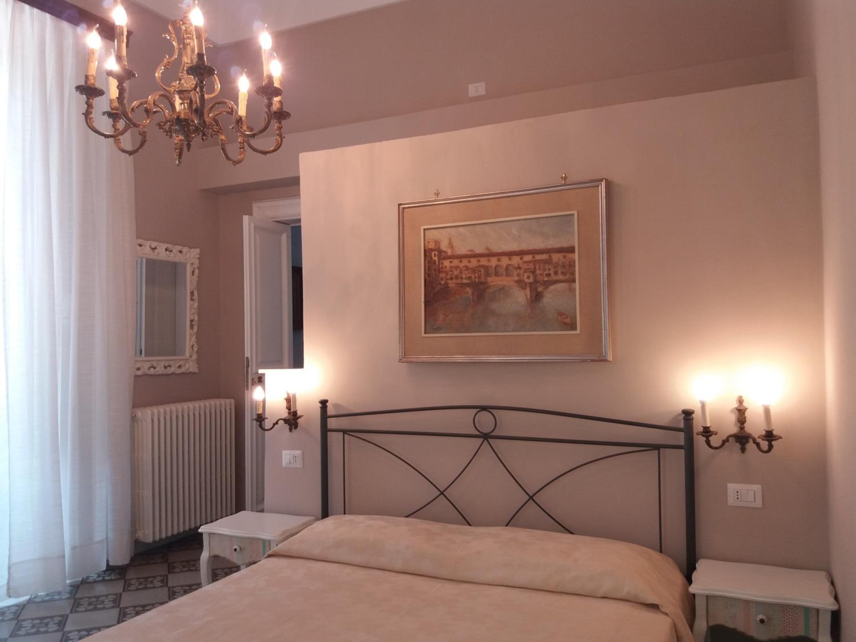 Deluxe Double Room with Balcony and Sea View
