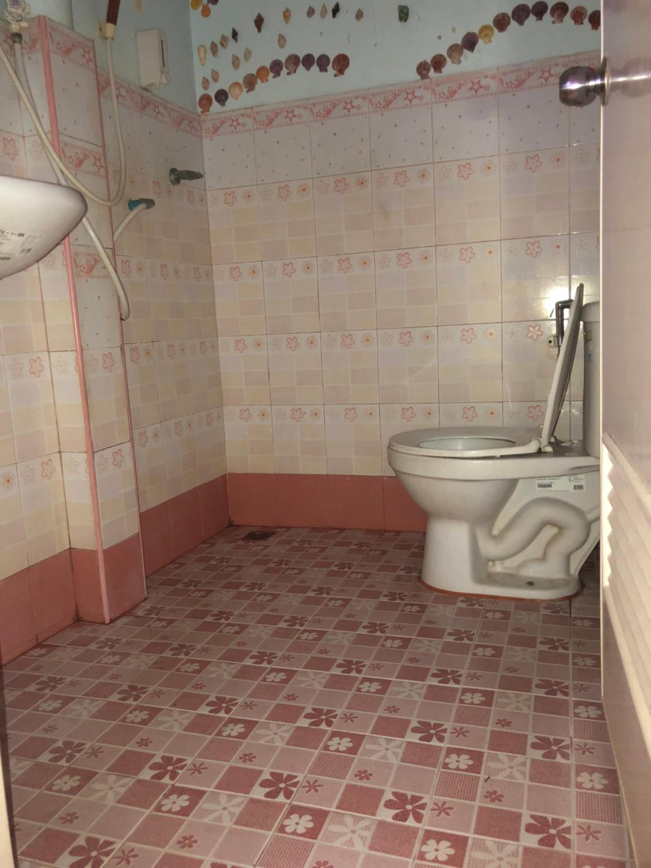 Suite - Photo 23