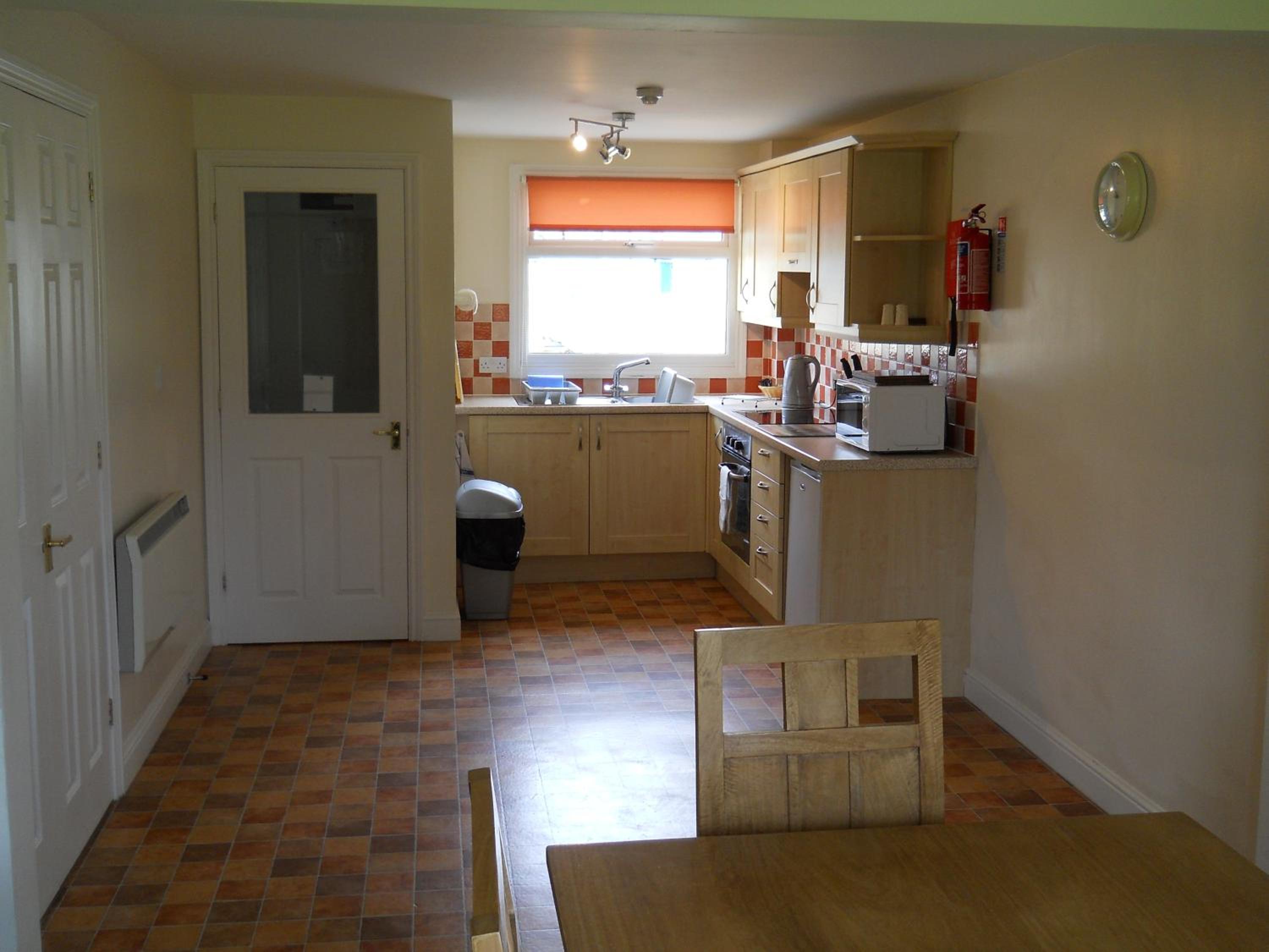 Three-Bedroom Apartment - Photo 5