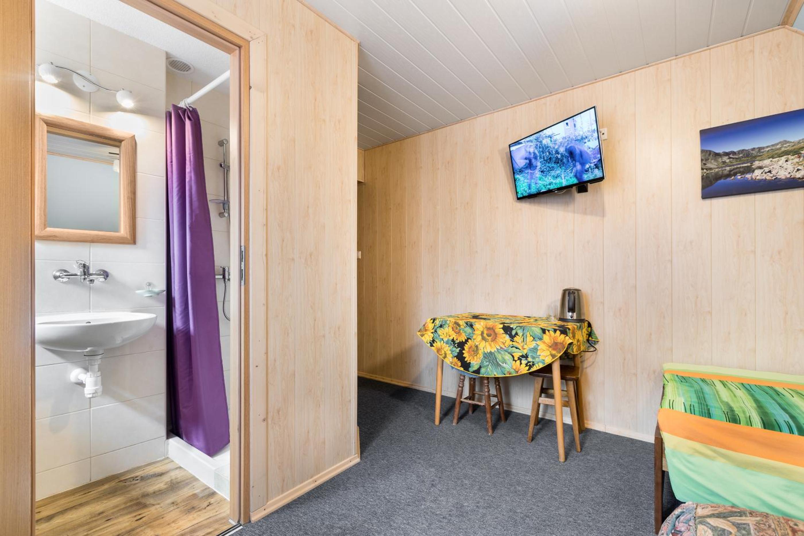 Standard Triple Room photo 3