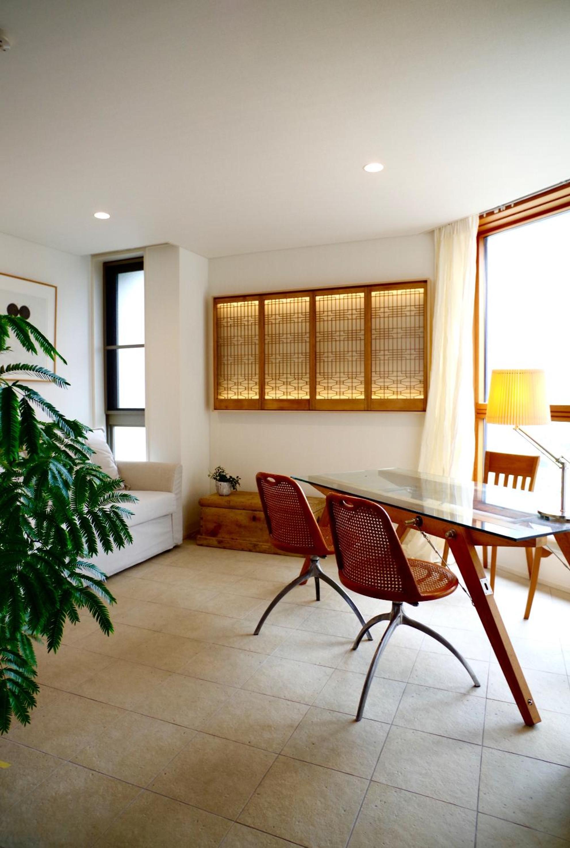 Studio Apartment with Garden View 4F - Photo 2