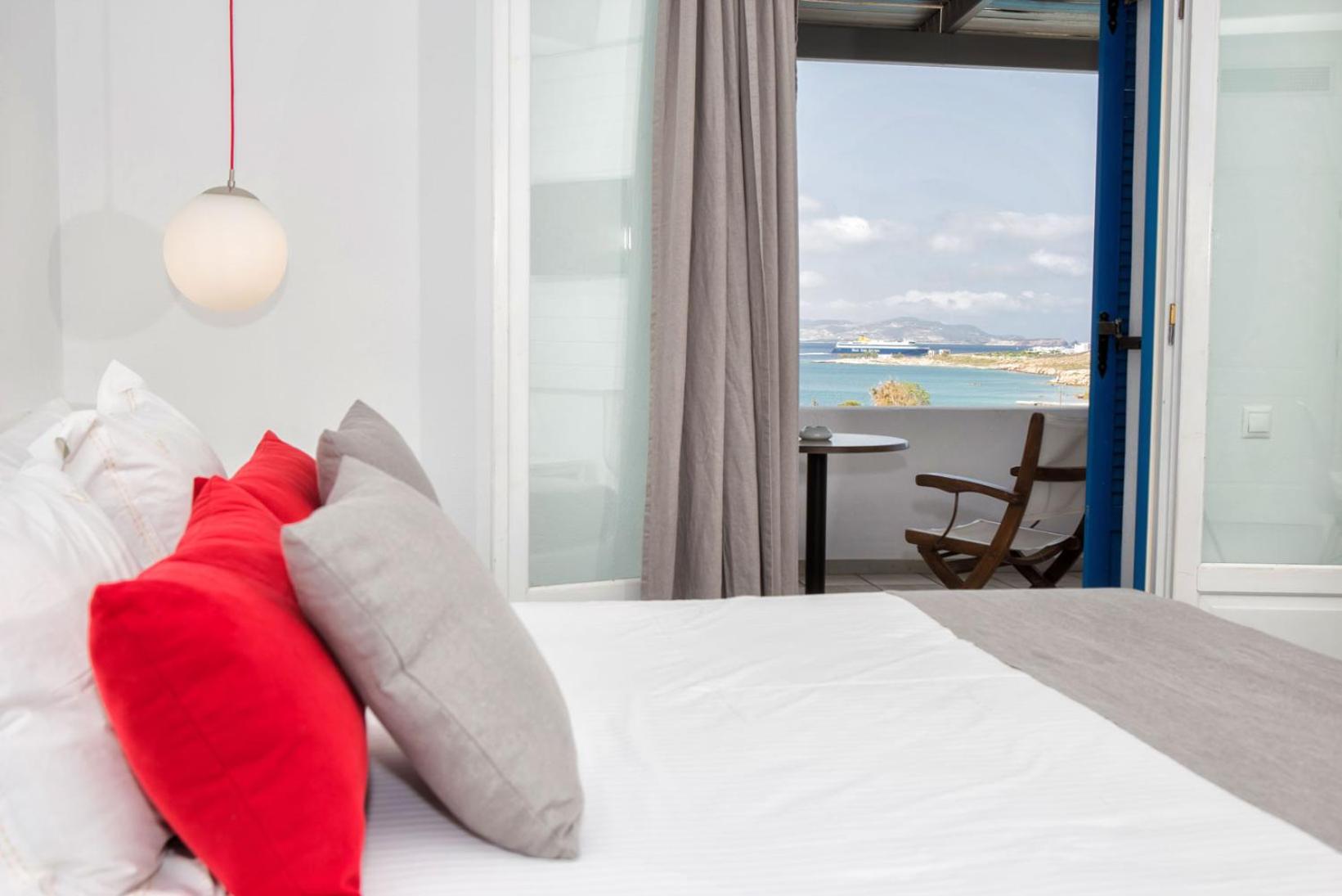 Superior Family Room with Sea View - Photo 17