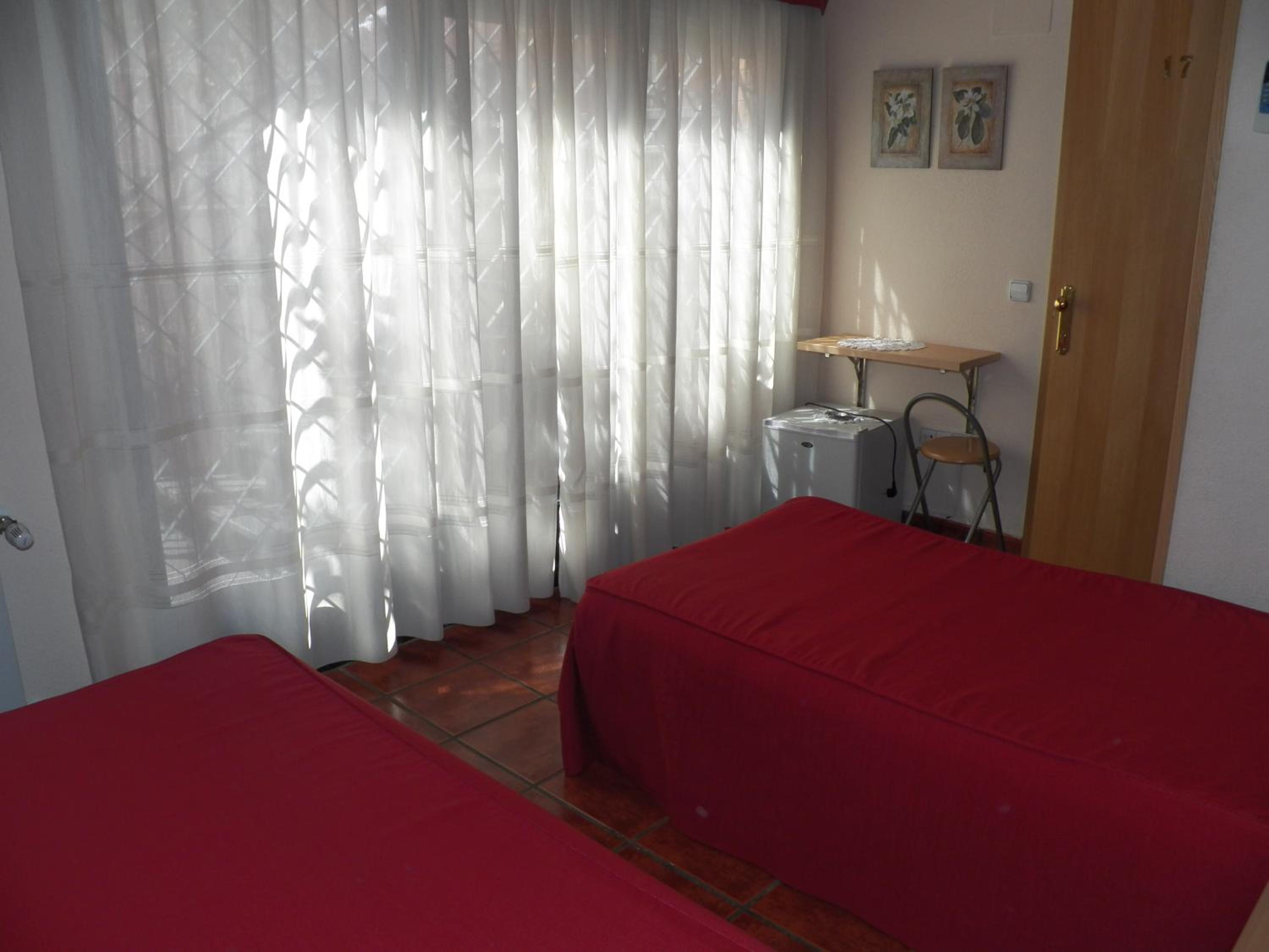 Habitación Doble con Baño Privado