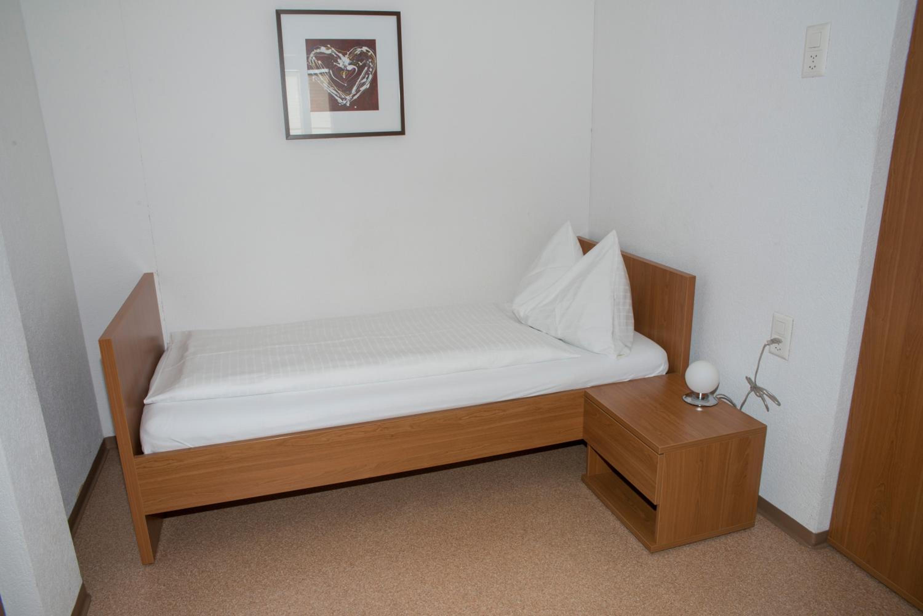 Standard Single Room photo 2