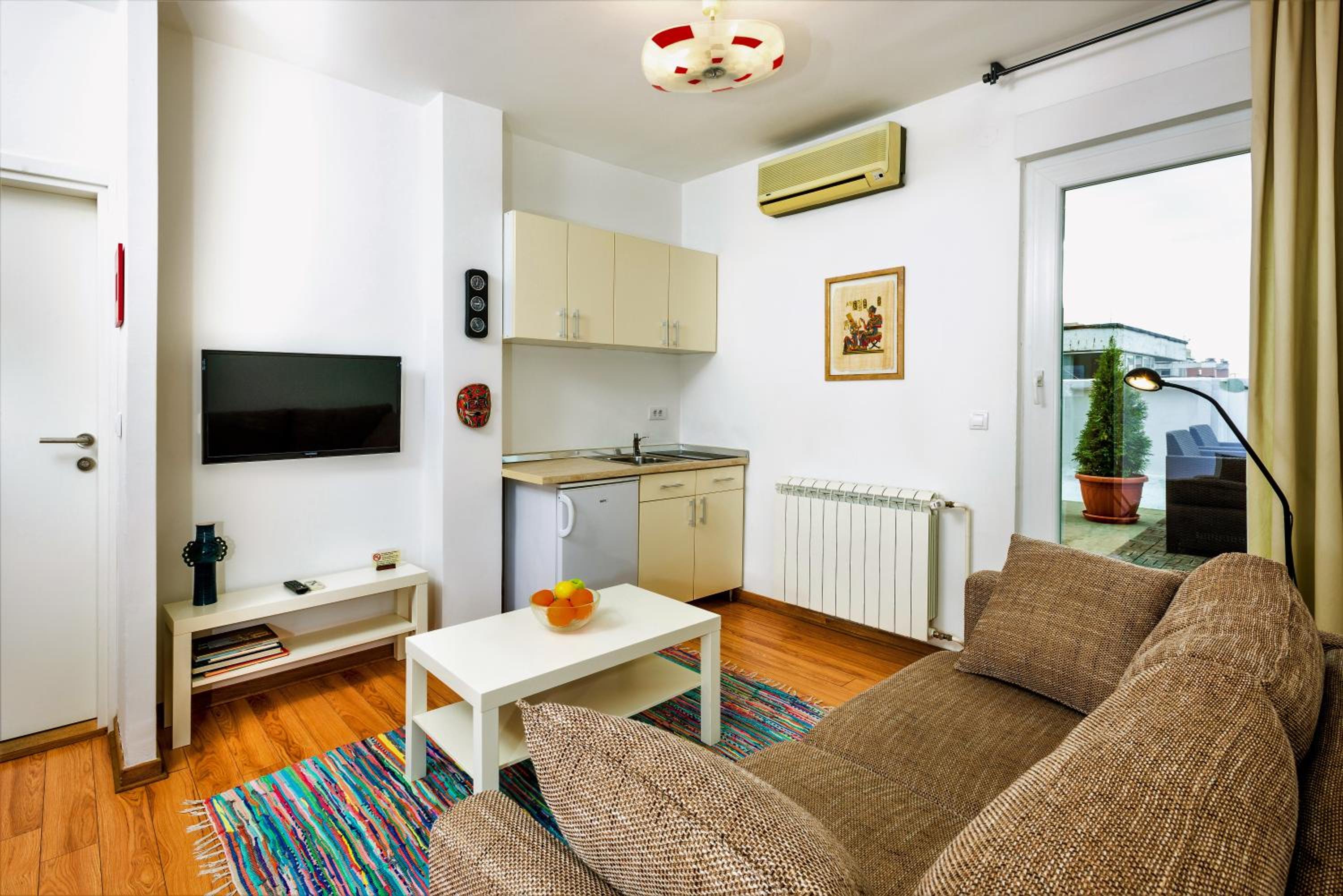 Comfort Penthouse Apartment - Photo 2