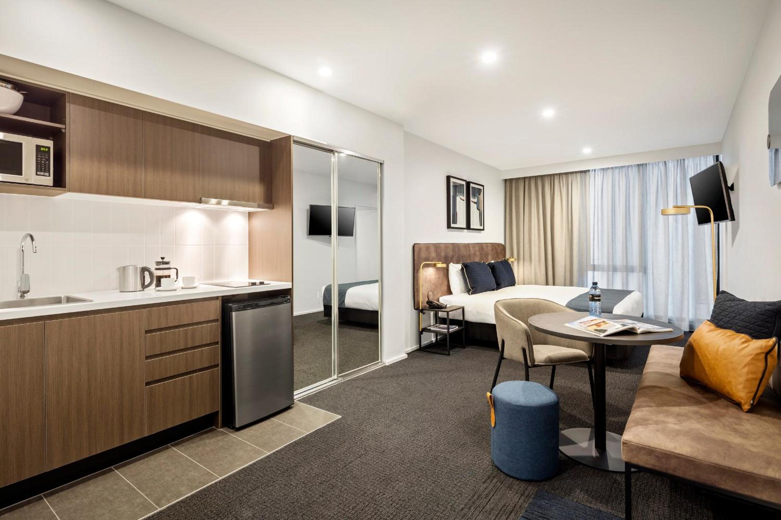 Studio Apartment