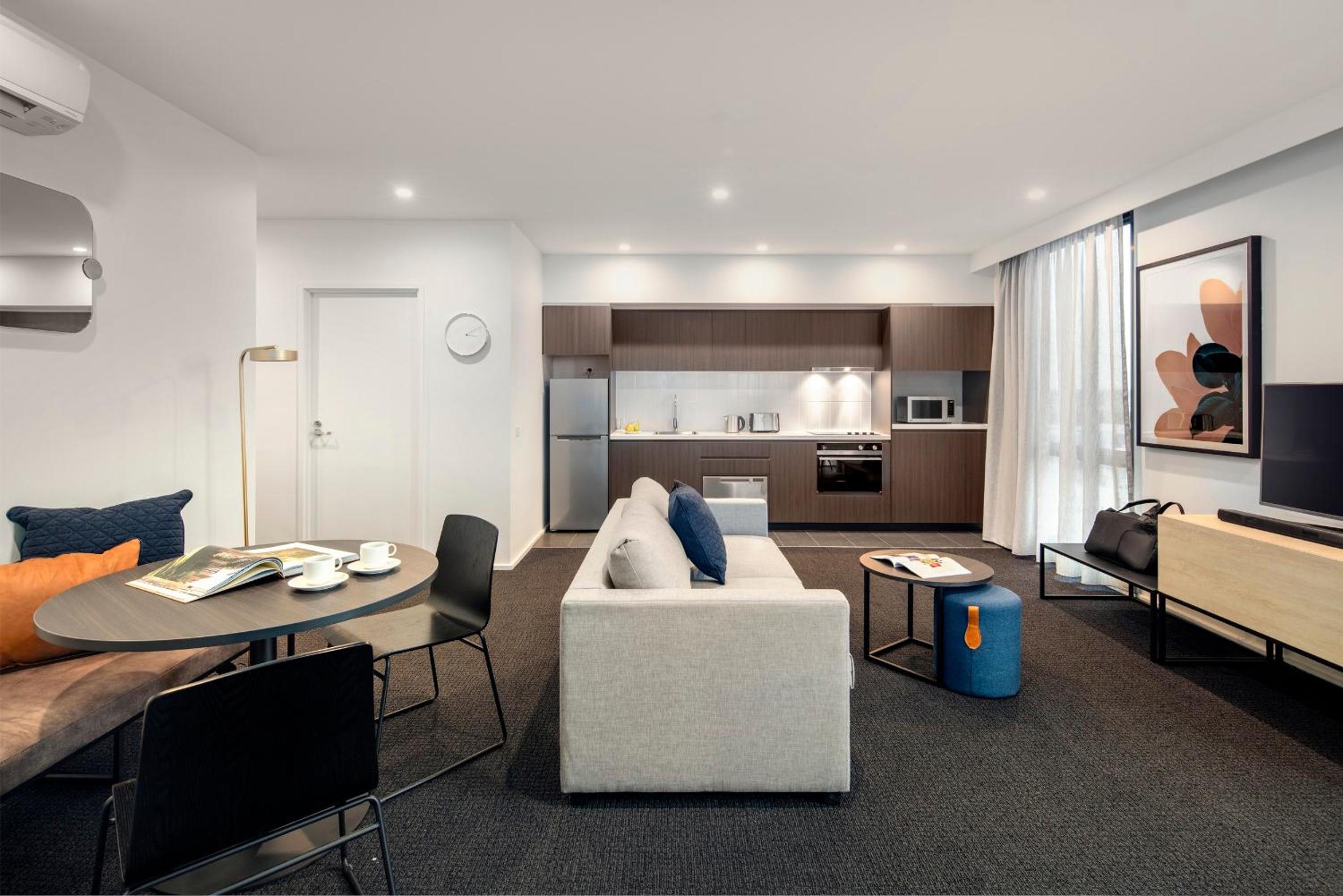 One-Bedroom Apartment photo 2