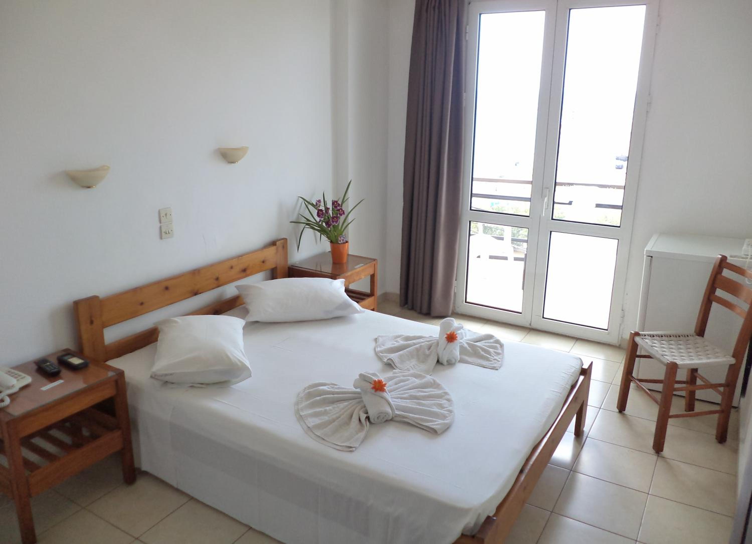 Double or Twin Room - Photo 16