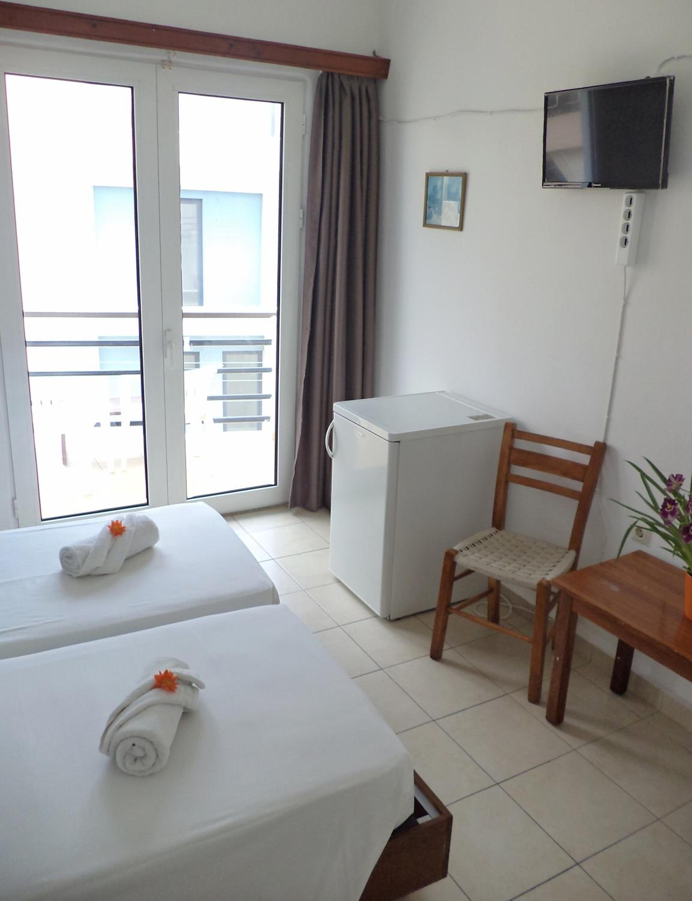 Double or Twin Room - Photo 20