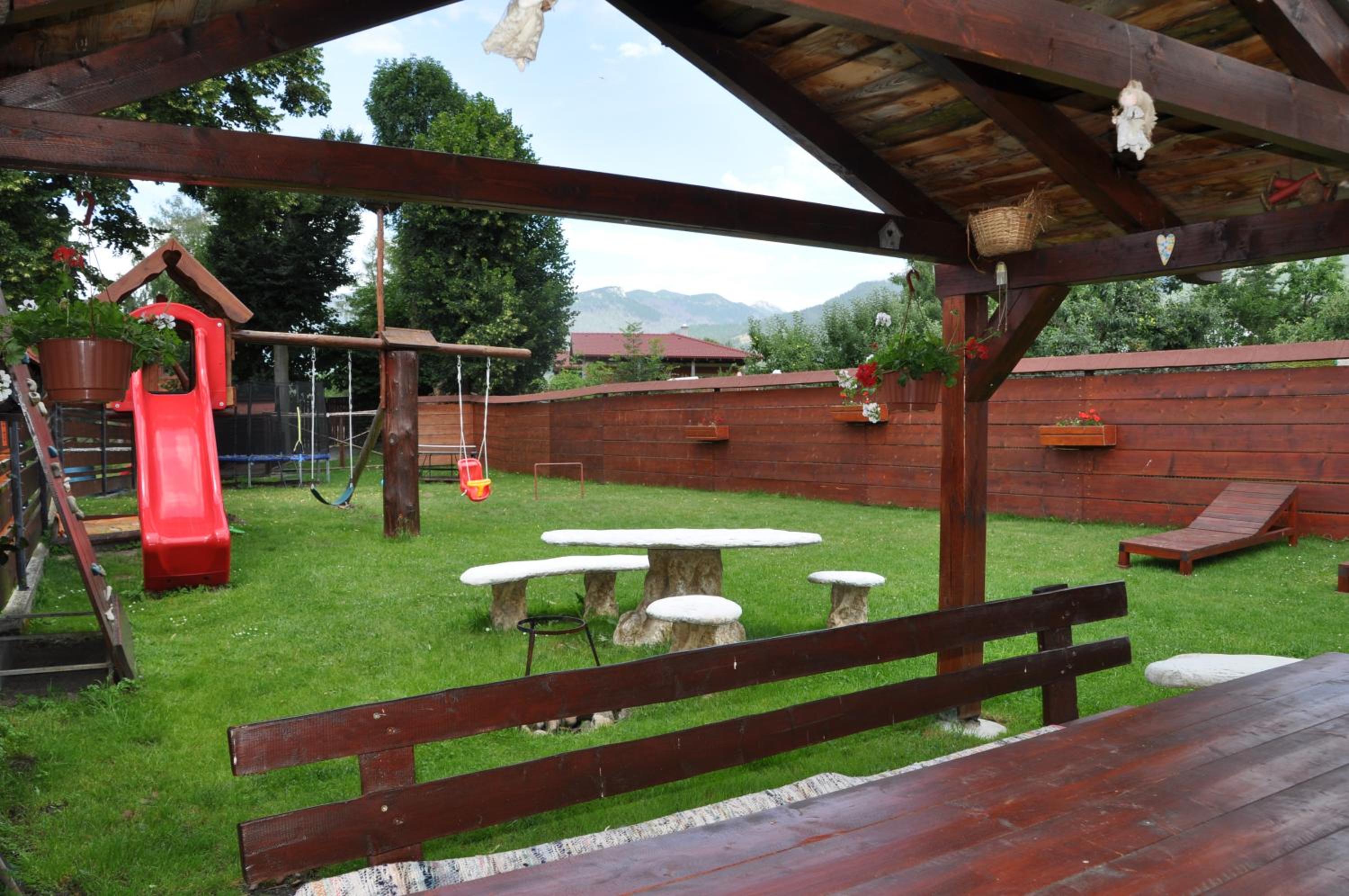 Three Bedroom holiday home  photo 2