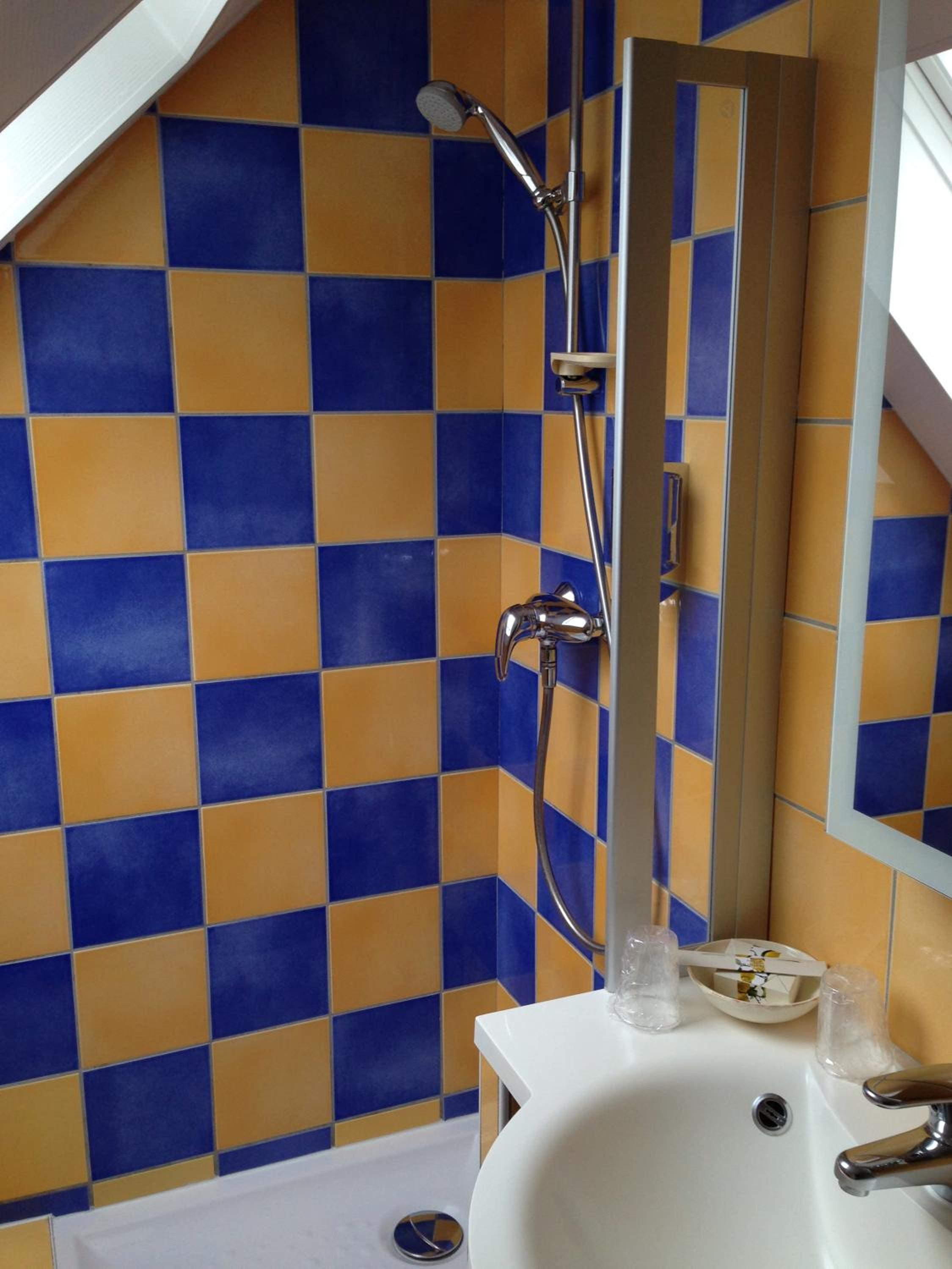 Standard Double Room - Forest Side - Photo 3