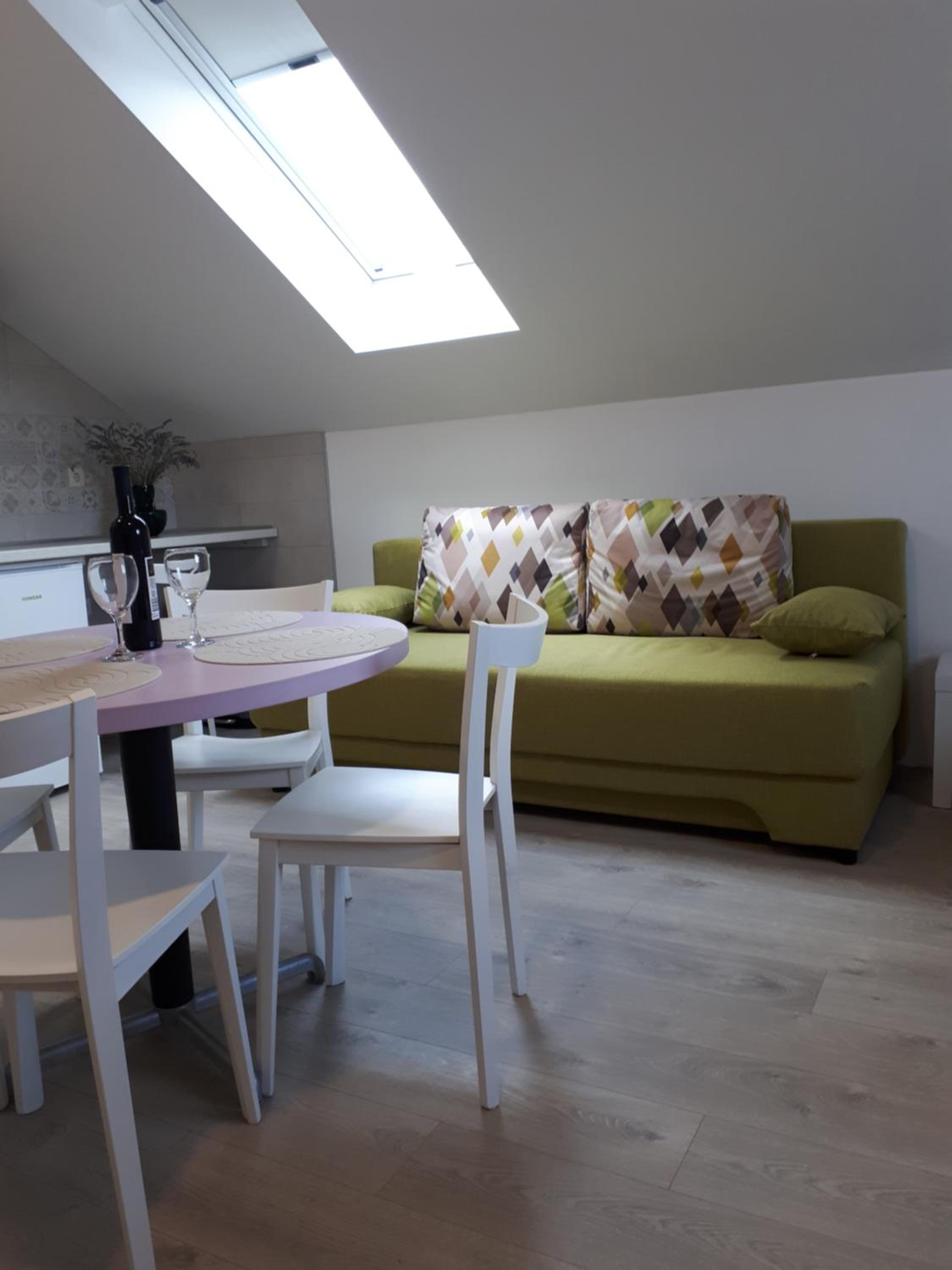 Studio Apartment - Photo 6
