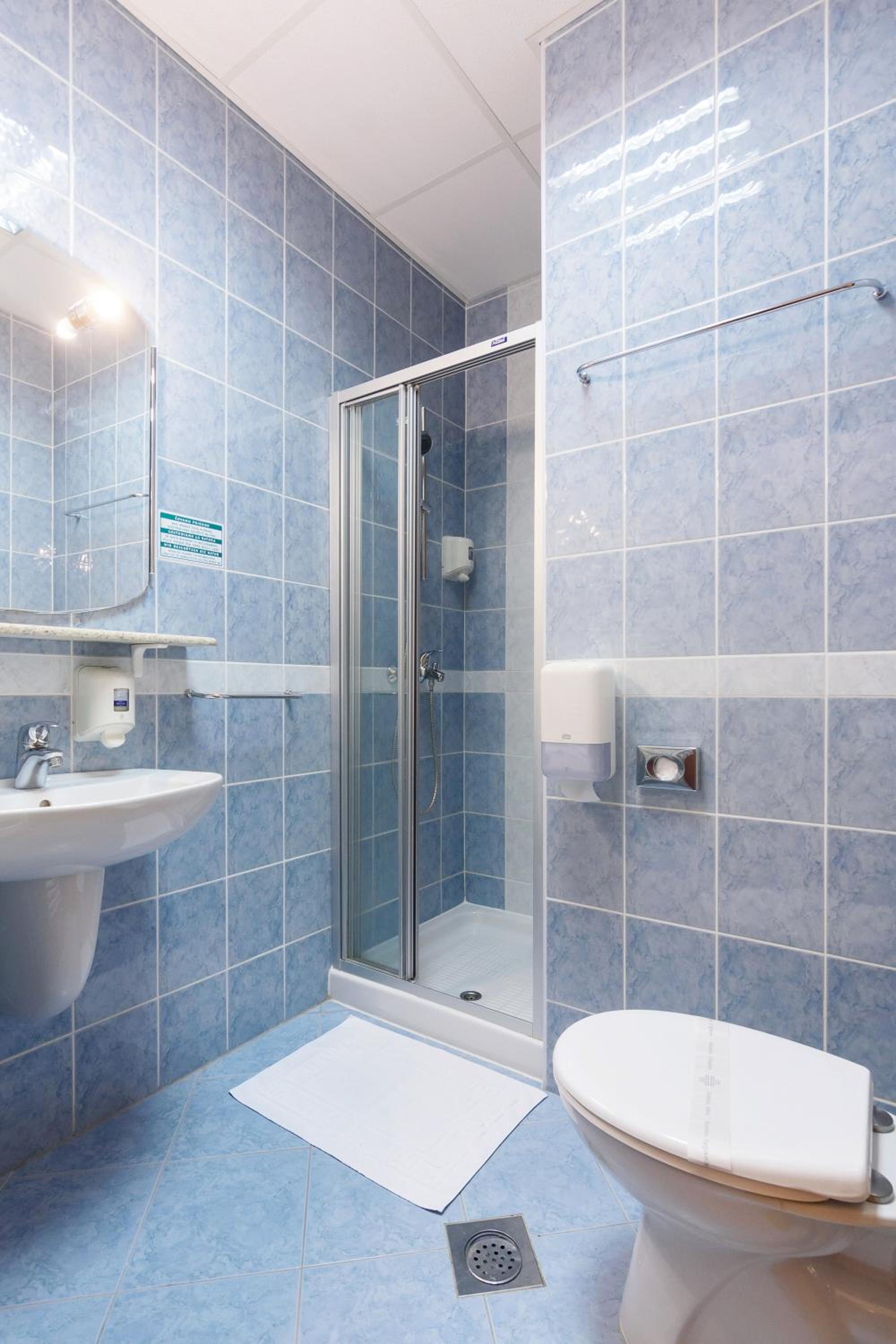 Twin/Double Room - Photo 2