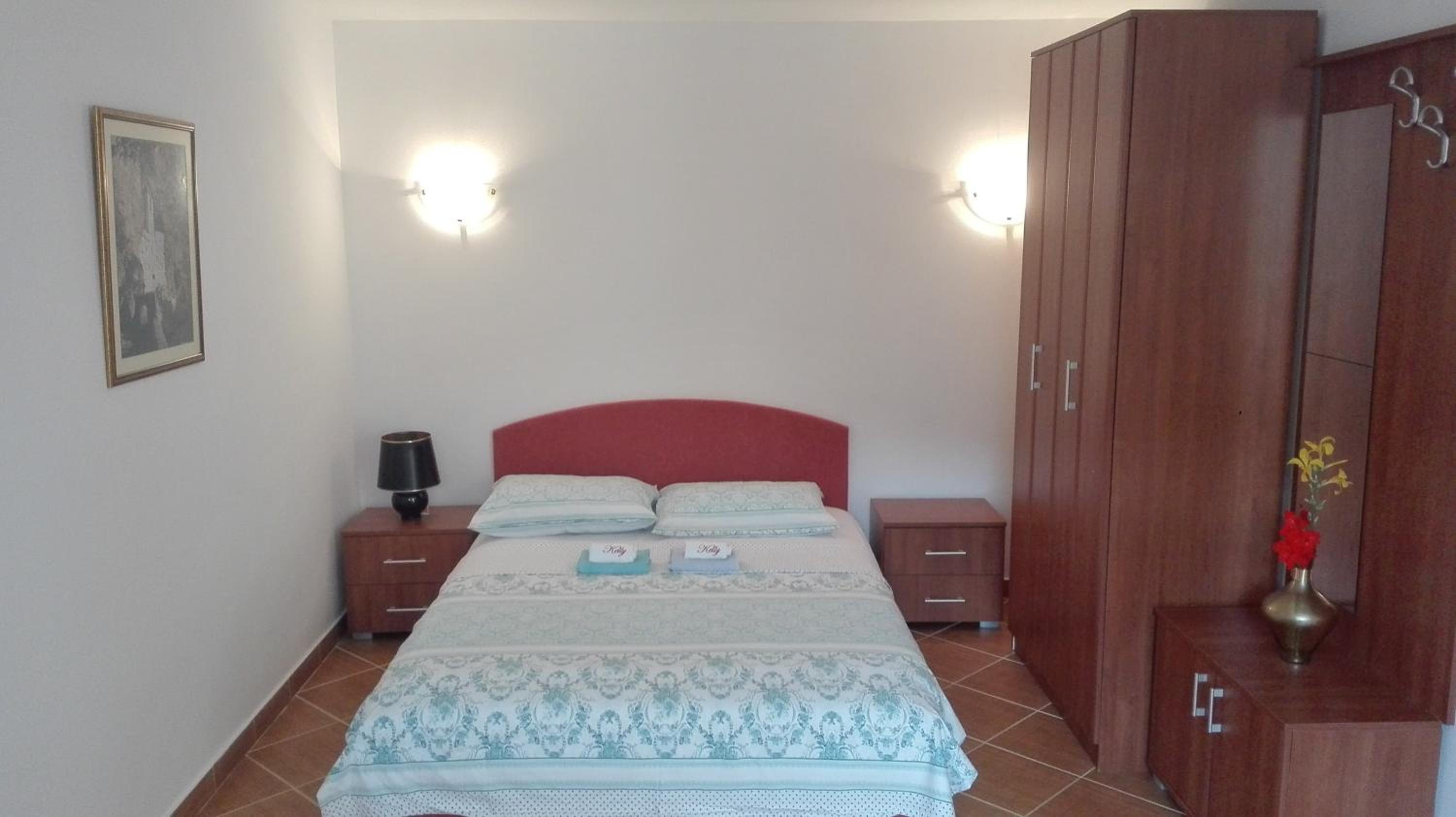 Studio Apartment photo 1