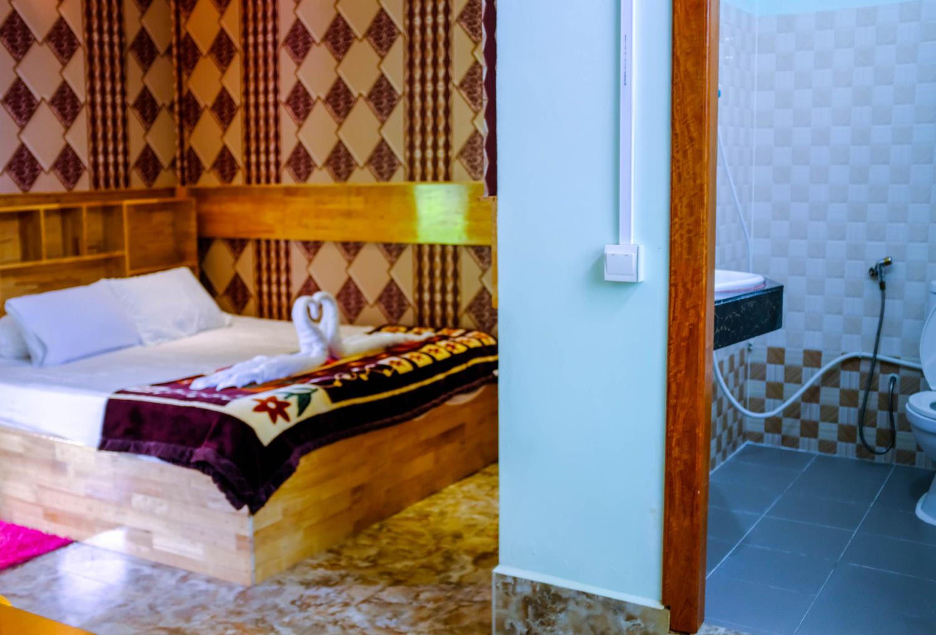 Deluxe Double Room with Shower - Photo 1