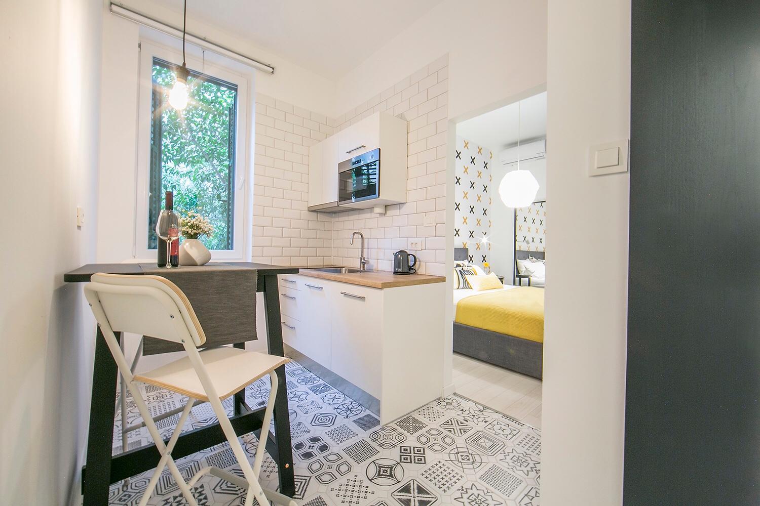 Studio with Garden View - Photo 12