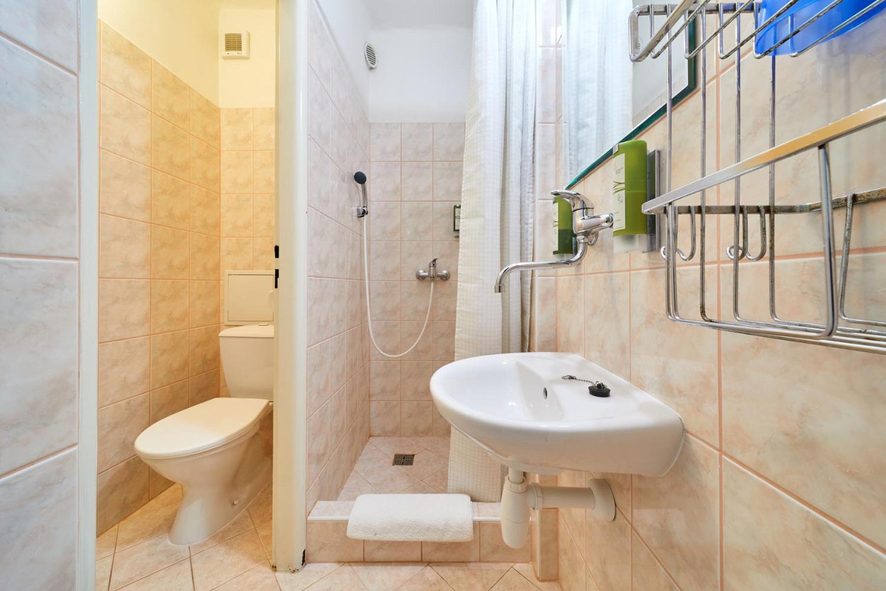 Double Or Twin Room With Balcony photo 2