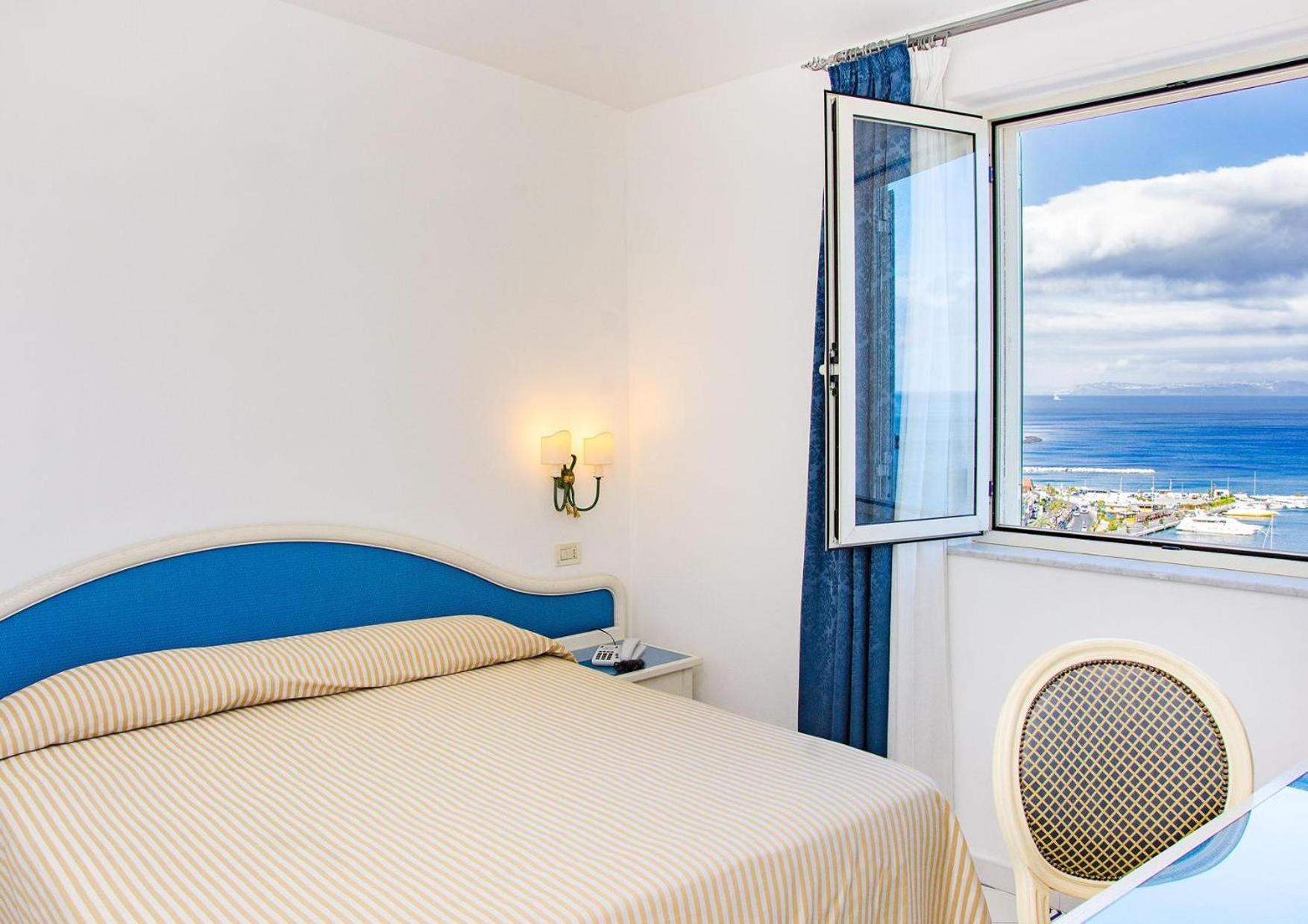 Standard Double Room with Sea View