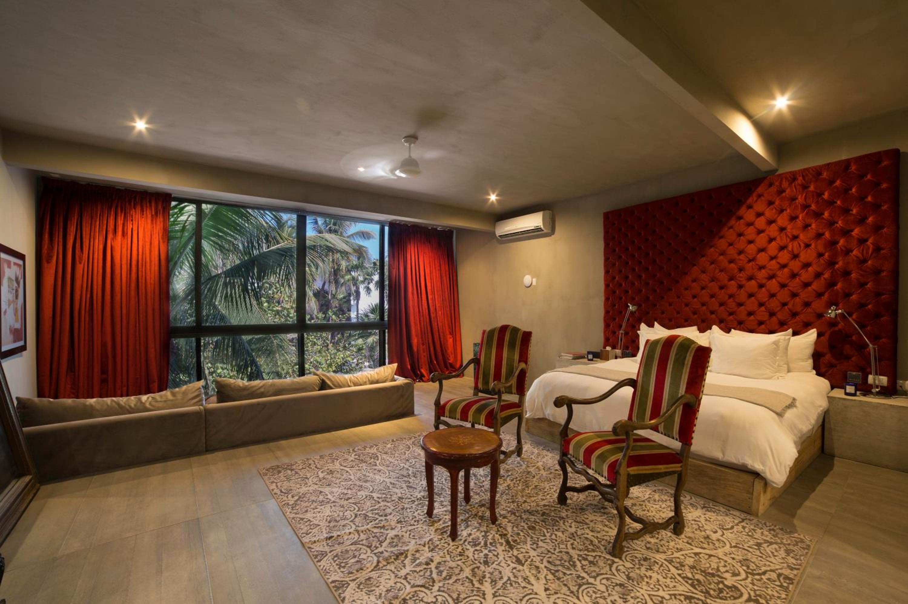 Junior Suite with Garden View photo 2