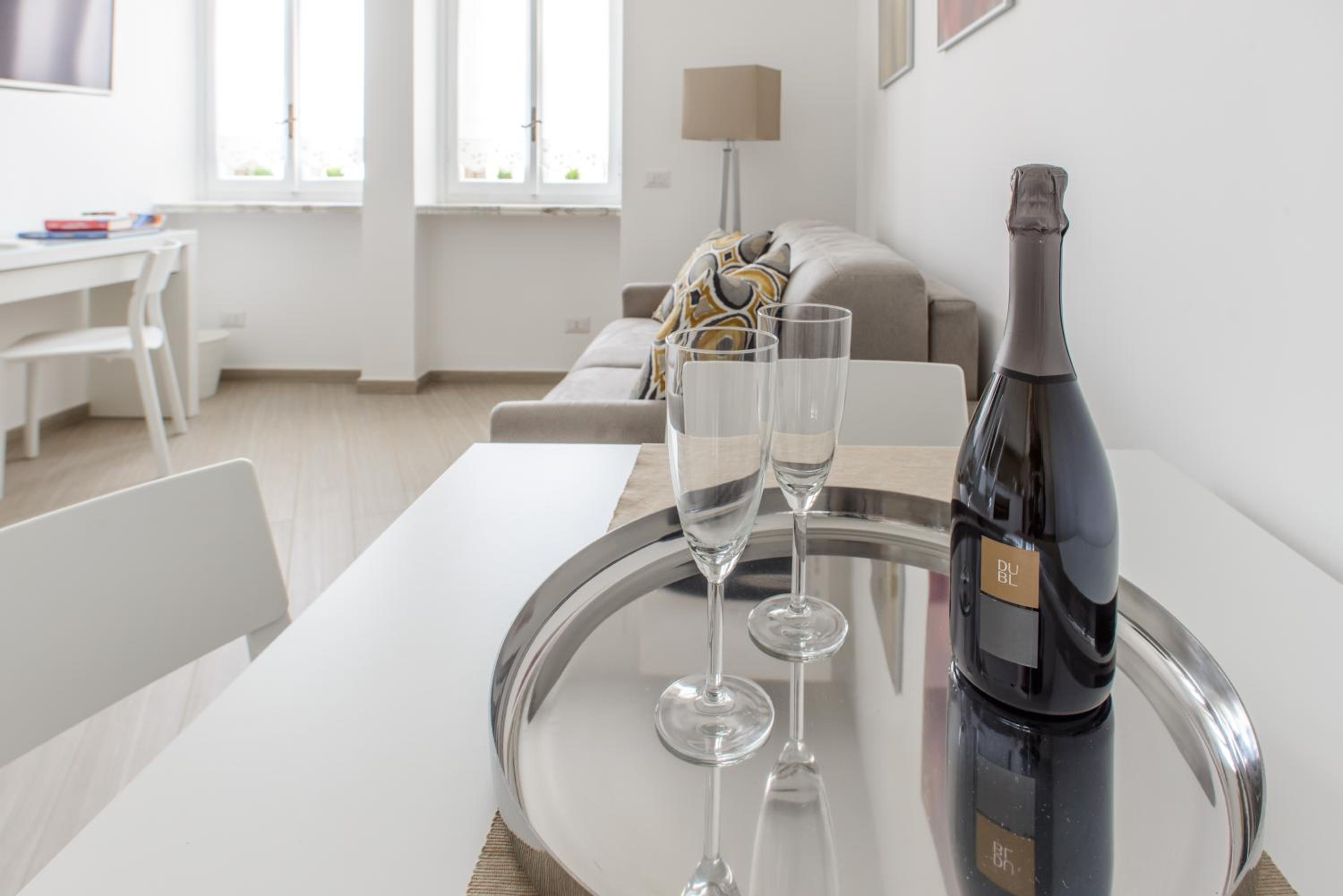 Deluxe Apartment