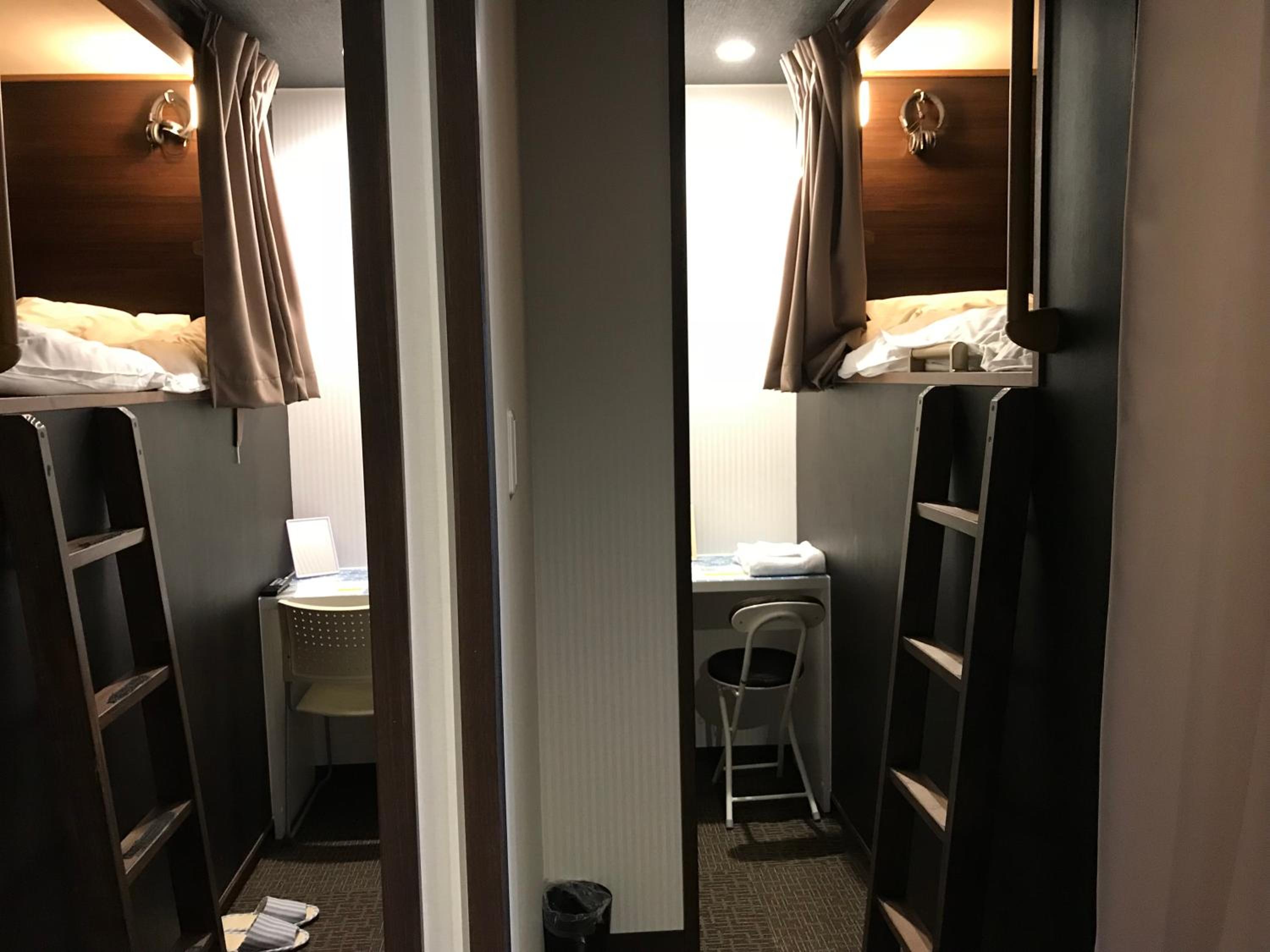 Capsule Room for Male - Upper Level  photo 1